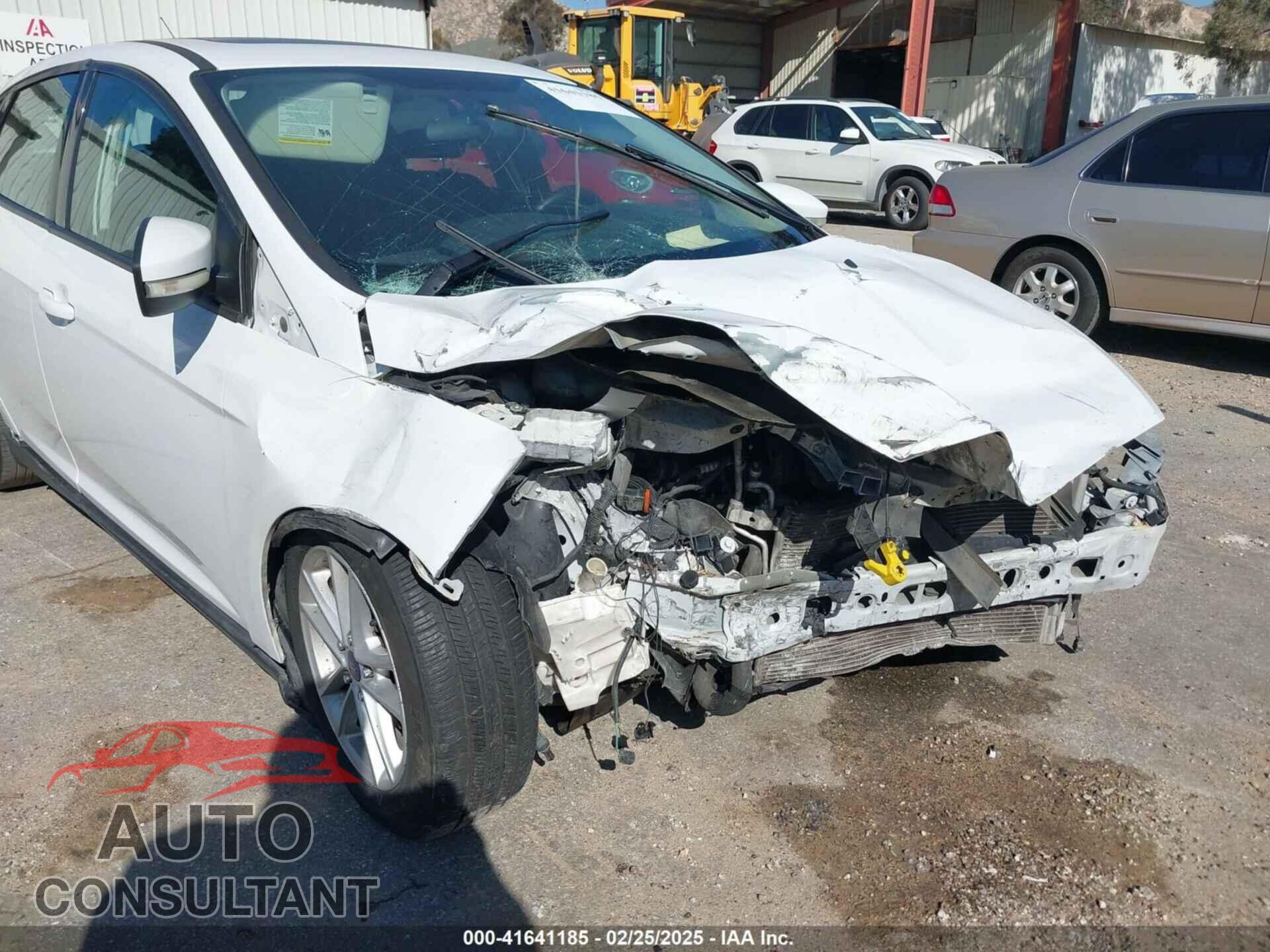 FORD FOCUS 2015 - 1FADP3F20FL243036