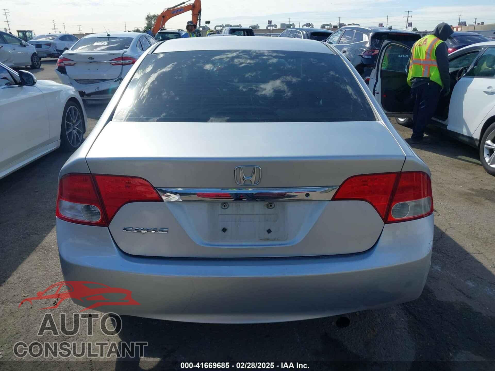 HONDA CIVIC 2010 - 19XFA1F3XAE025575