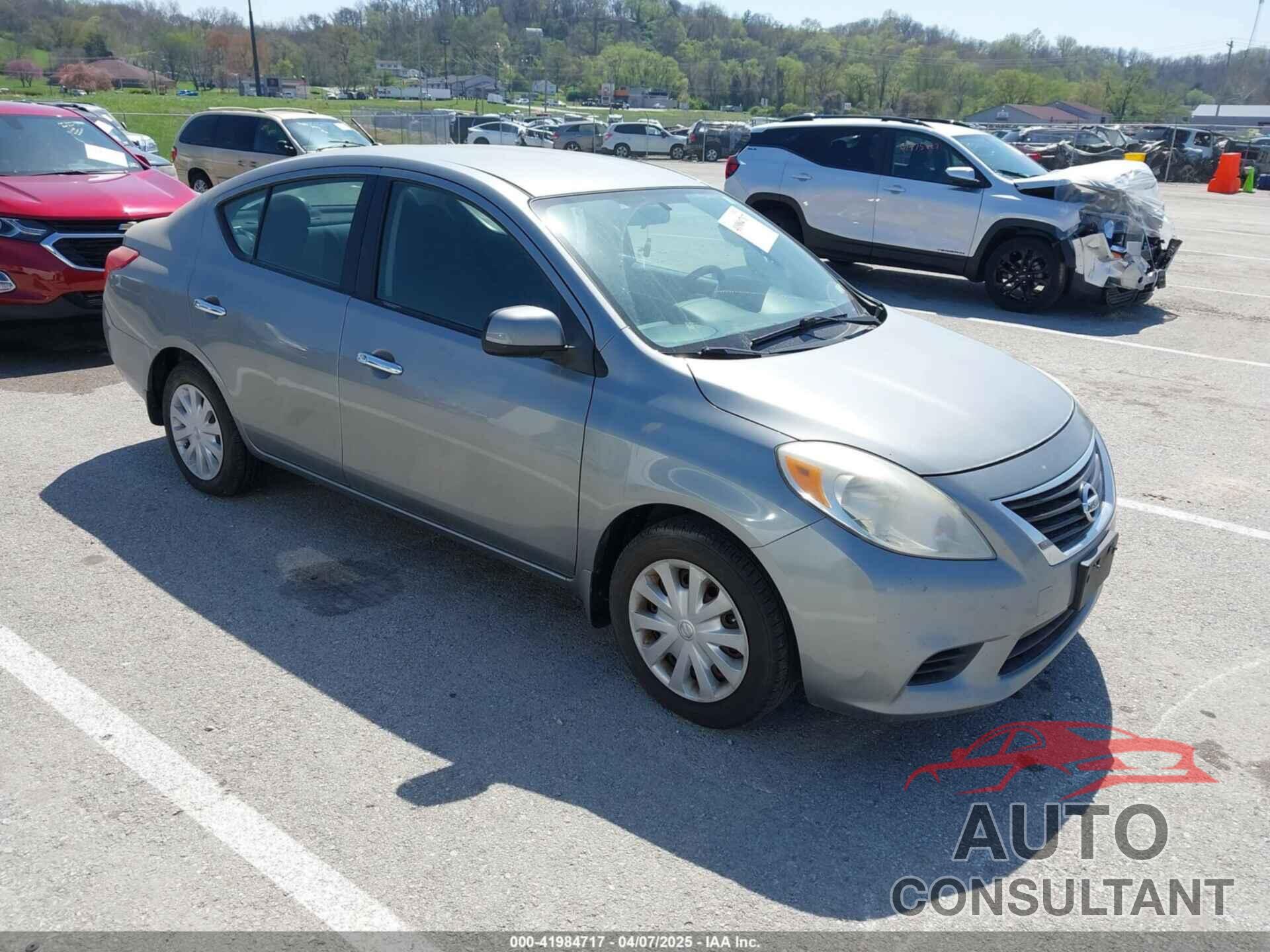 NISSAN VERSA 2012 - 3N1CN7AP8CL896108