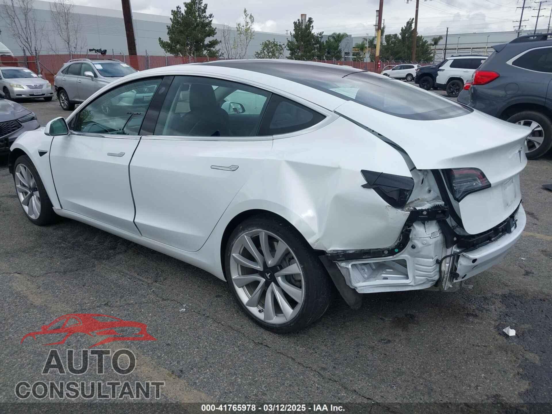 TESLA MODEL 3 2018 - 5YJ3E1EA6JF053052