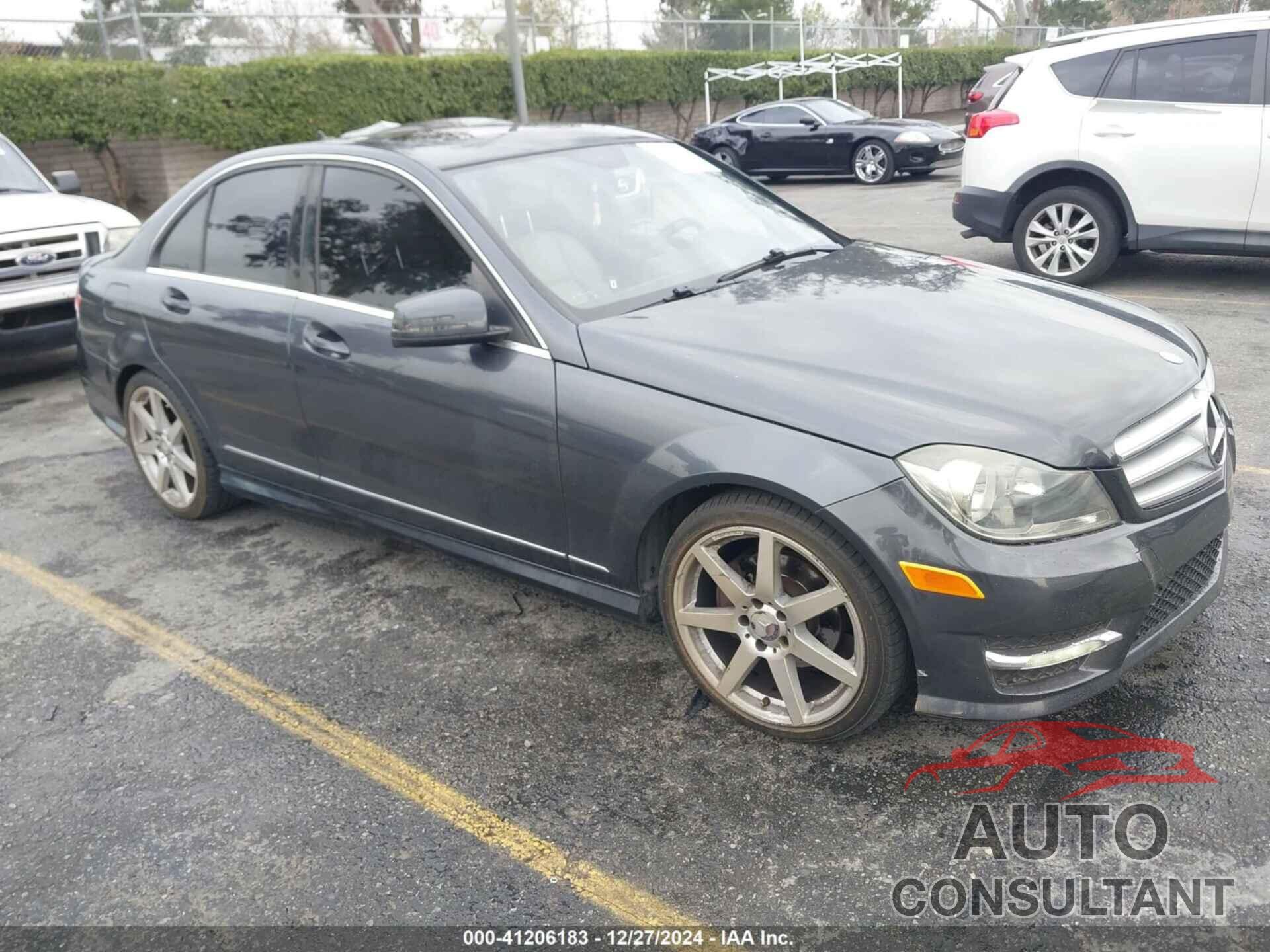 MERCEDES-BENZ C 250 2013 - WDDGF4HB4DA840699