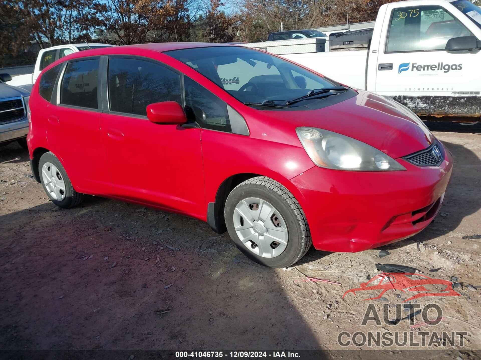 HONDA FIT 2013 - JHMGE8H38DC063086