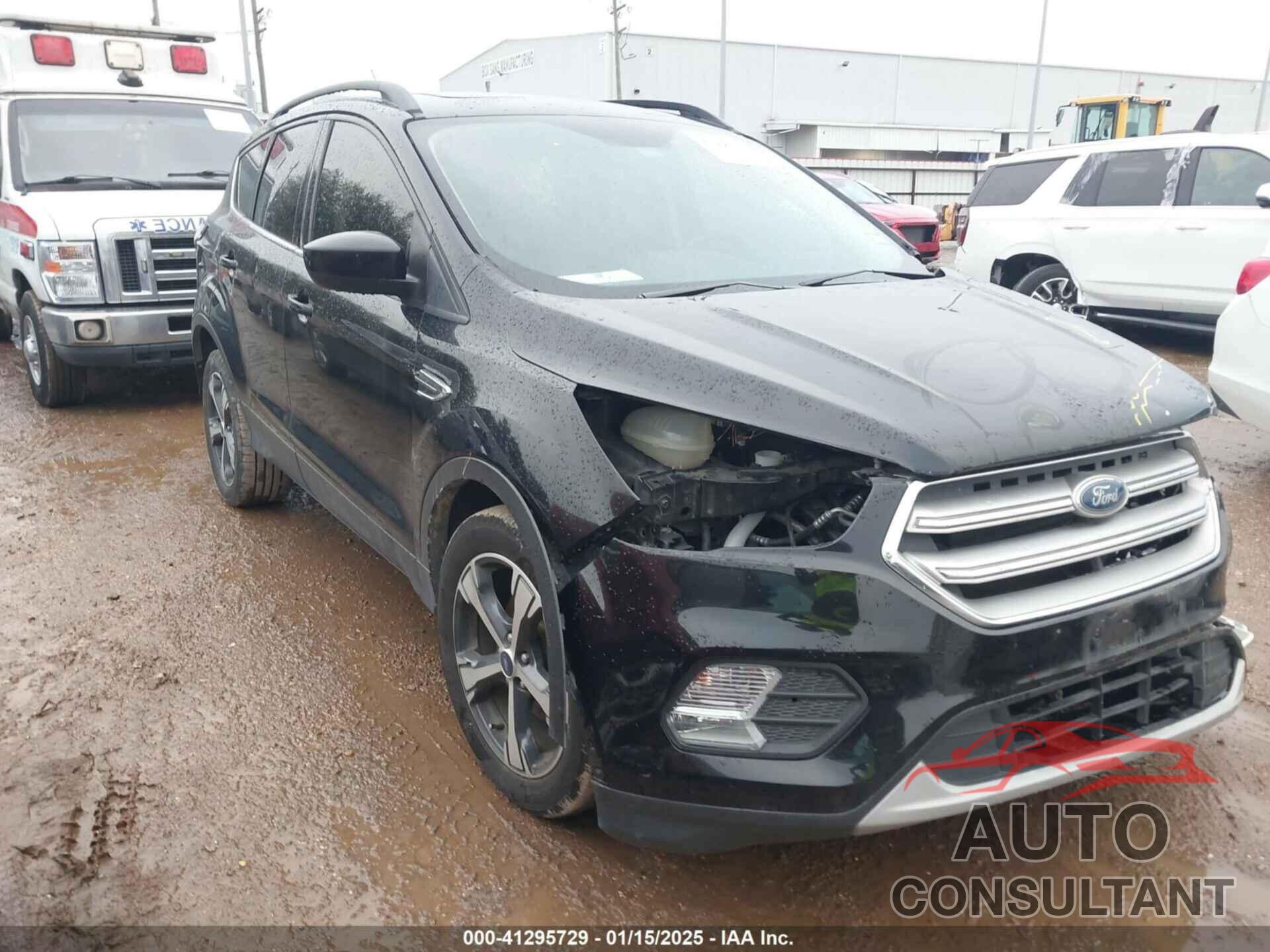 FORD ESCAPE 2018 - 1FMCU0HD5JUD28741