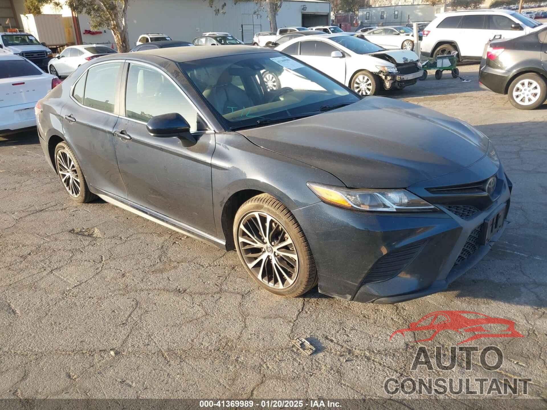 TOYOTA CAMRY 2019 - 4T1B11HK8KU761335
