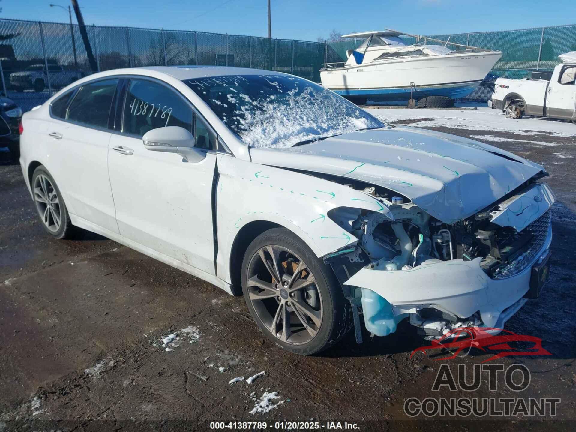 FORD FUSION 2020 - 3FA6P0D98LR137695
