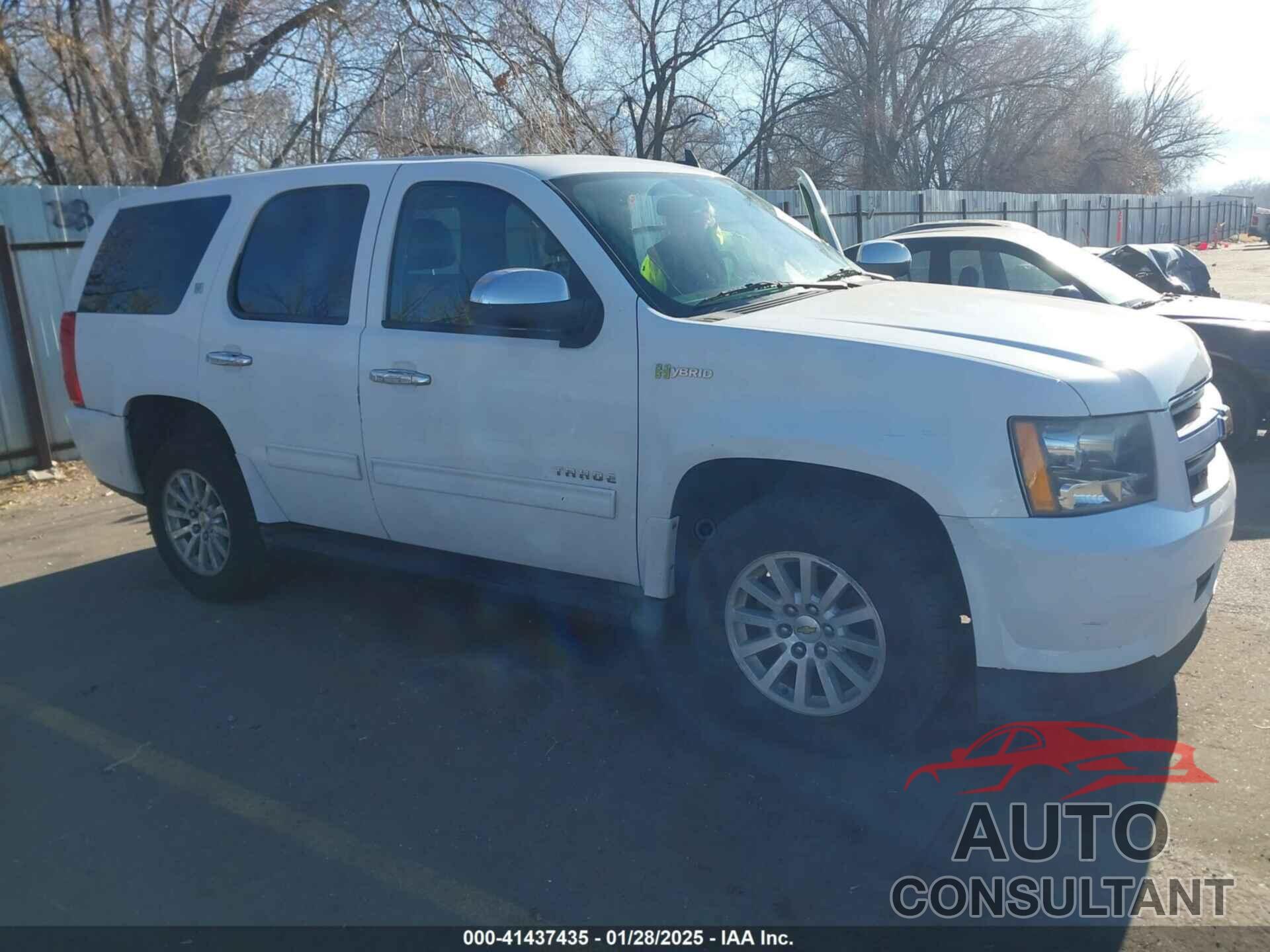 CHEVROLET TAHOE HYBRID 2011 - 1GNSKDFJ0BR323366