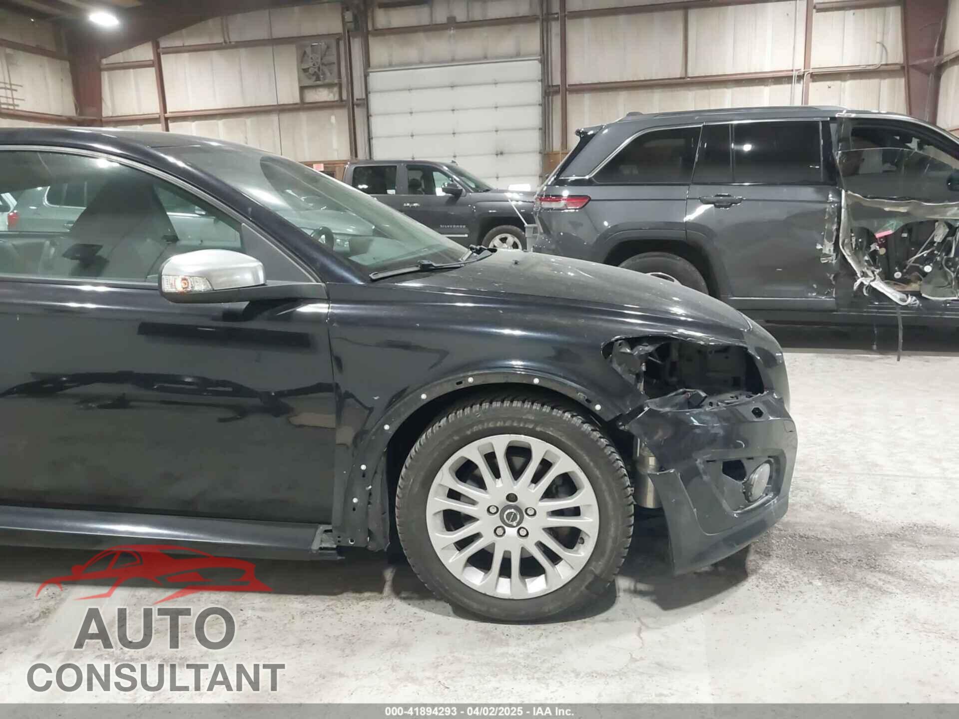 VOLVO C30 2011 - YV1672MK7B2200954