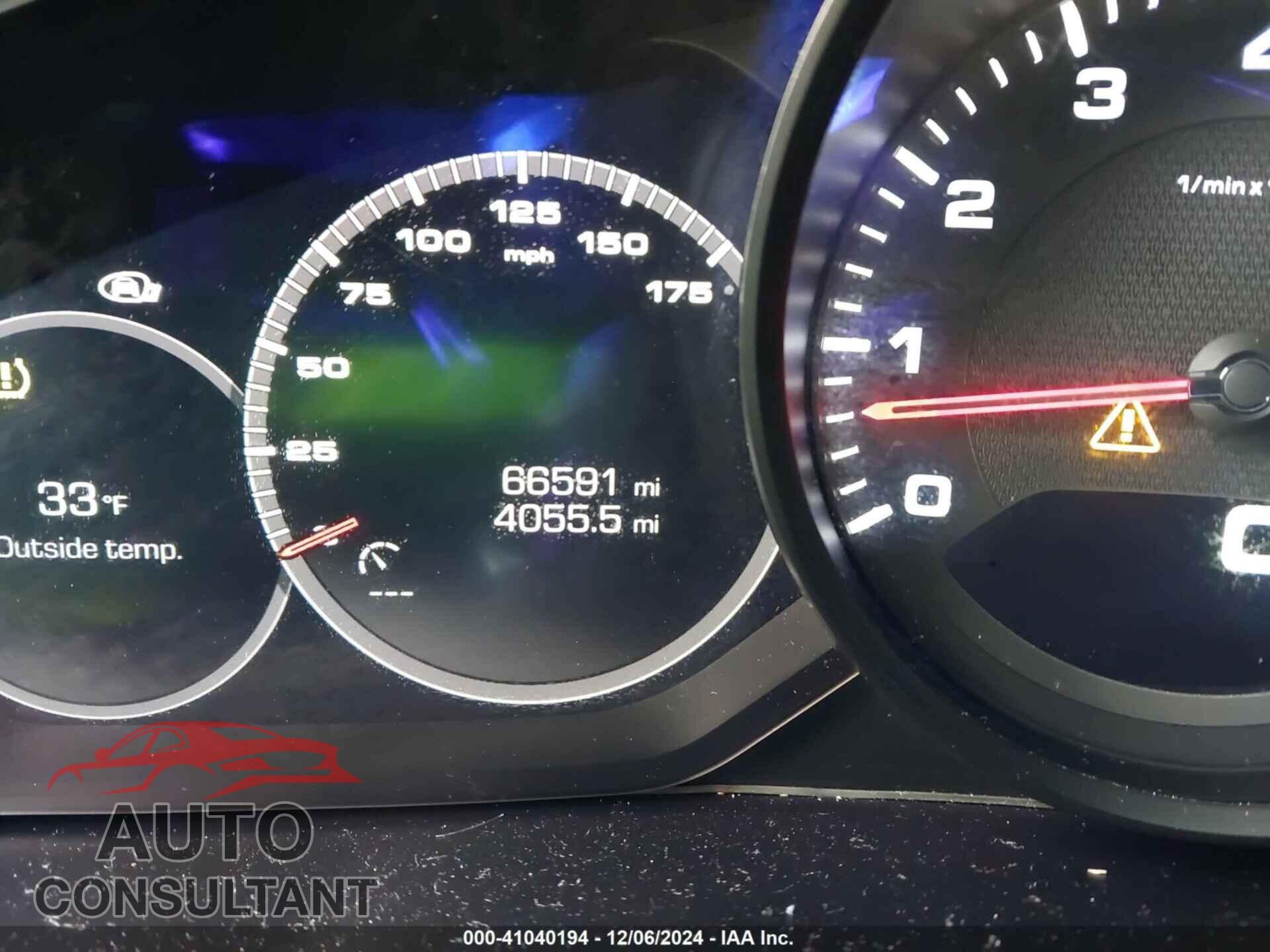 PORSCHE CAYENNE 2019 - WP1AA2AY4KDA12700