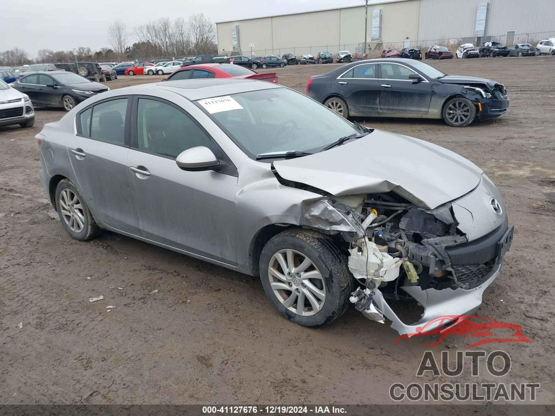 MAZDA MAZDA3 2012 - JM1BL1W72C1596107