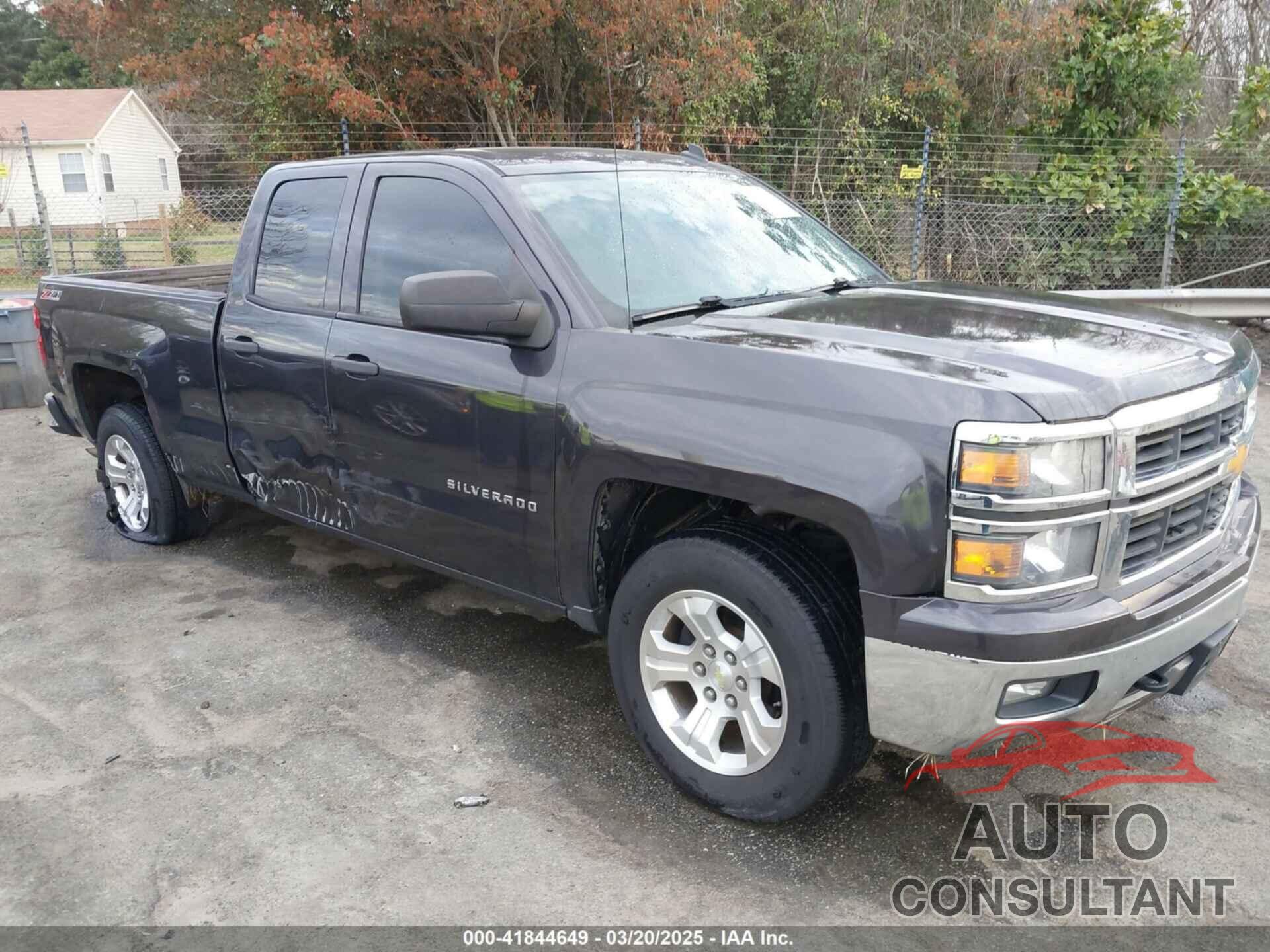 CHEVROLET SILVERADO 1500 2014 - 1GCVKREC6EZ415656