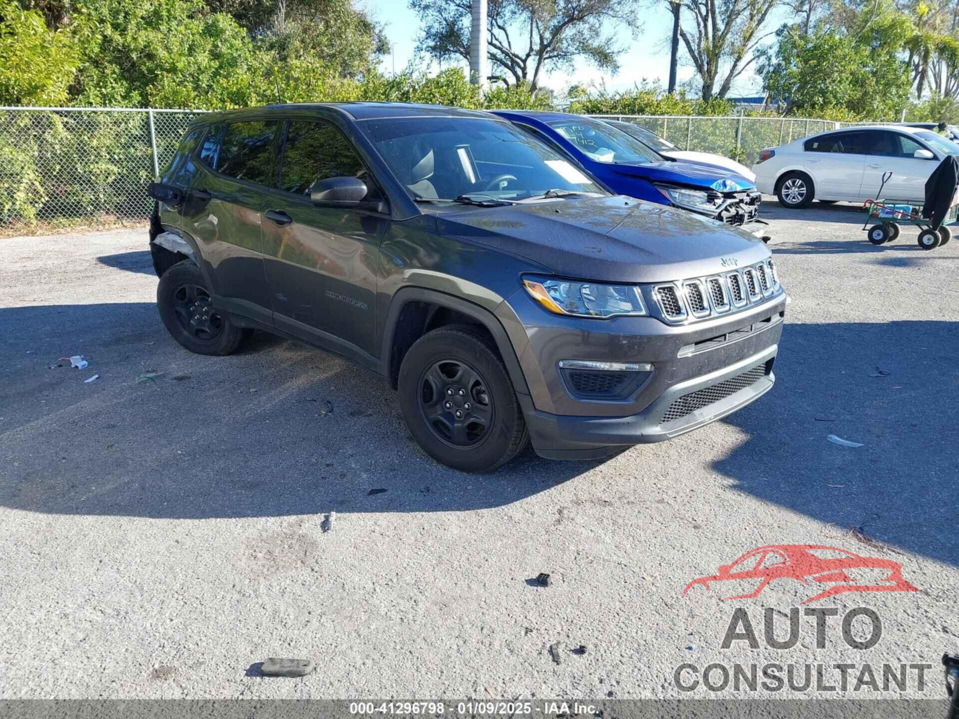 JEEP COMPASS 2018 - 3C4NJCAB2JT469292