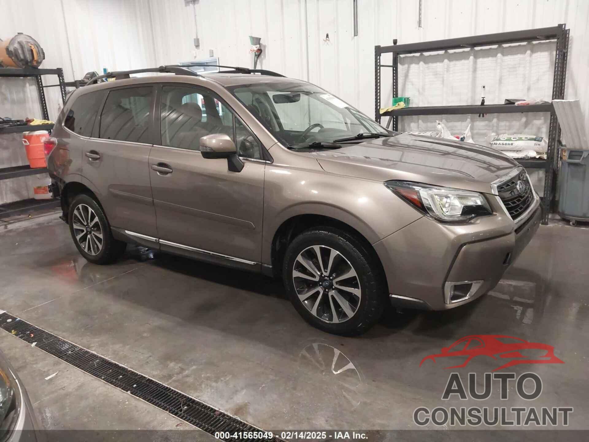 SUBARU FORESTER 2017 - JF2SJGTC4HH558808