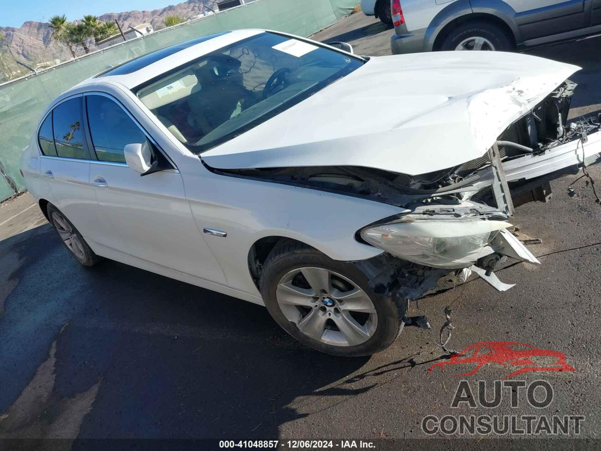BMW 528I 2011 - WBAFR1C51BC740037