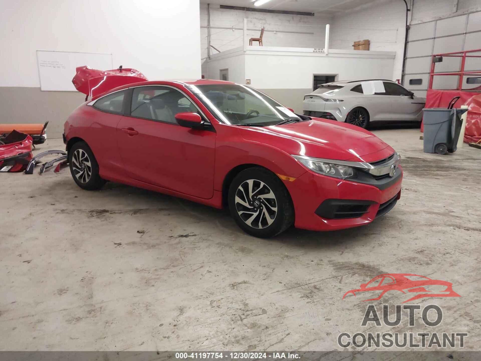 HONDA CIVIC 2018 - 2HGFC4B02JH303883