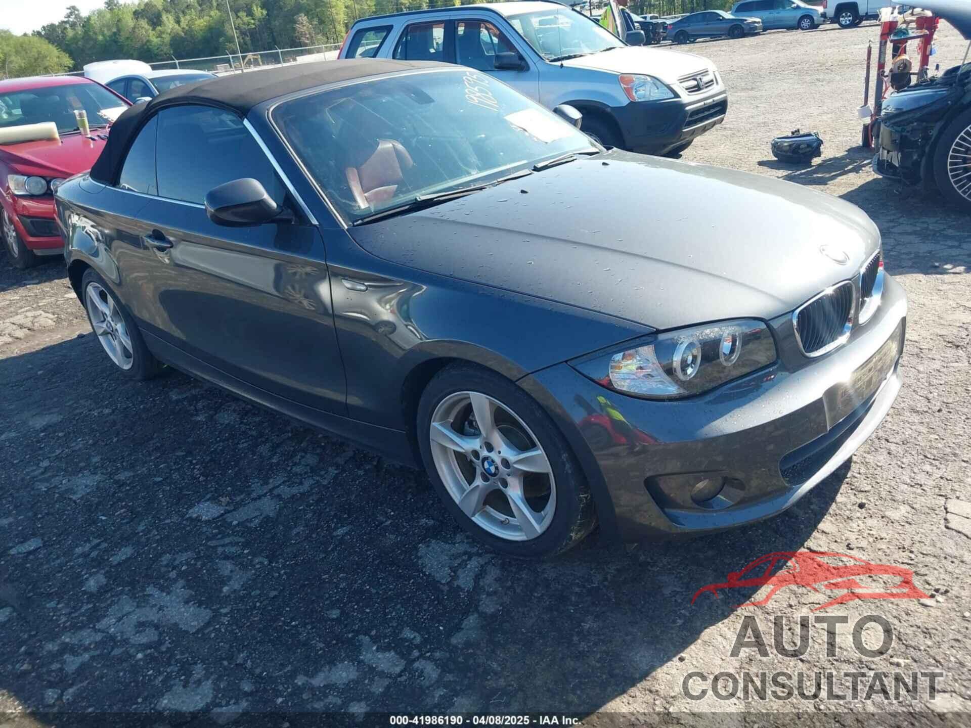 BMW 128I 2013 - WBAUL7C5XDVU09024