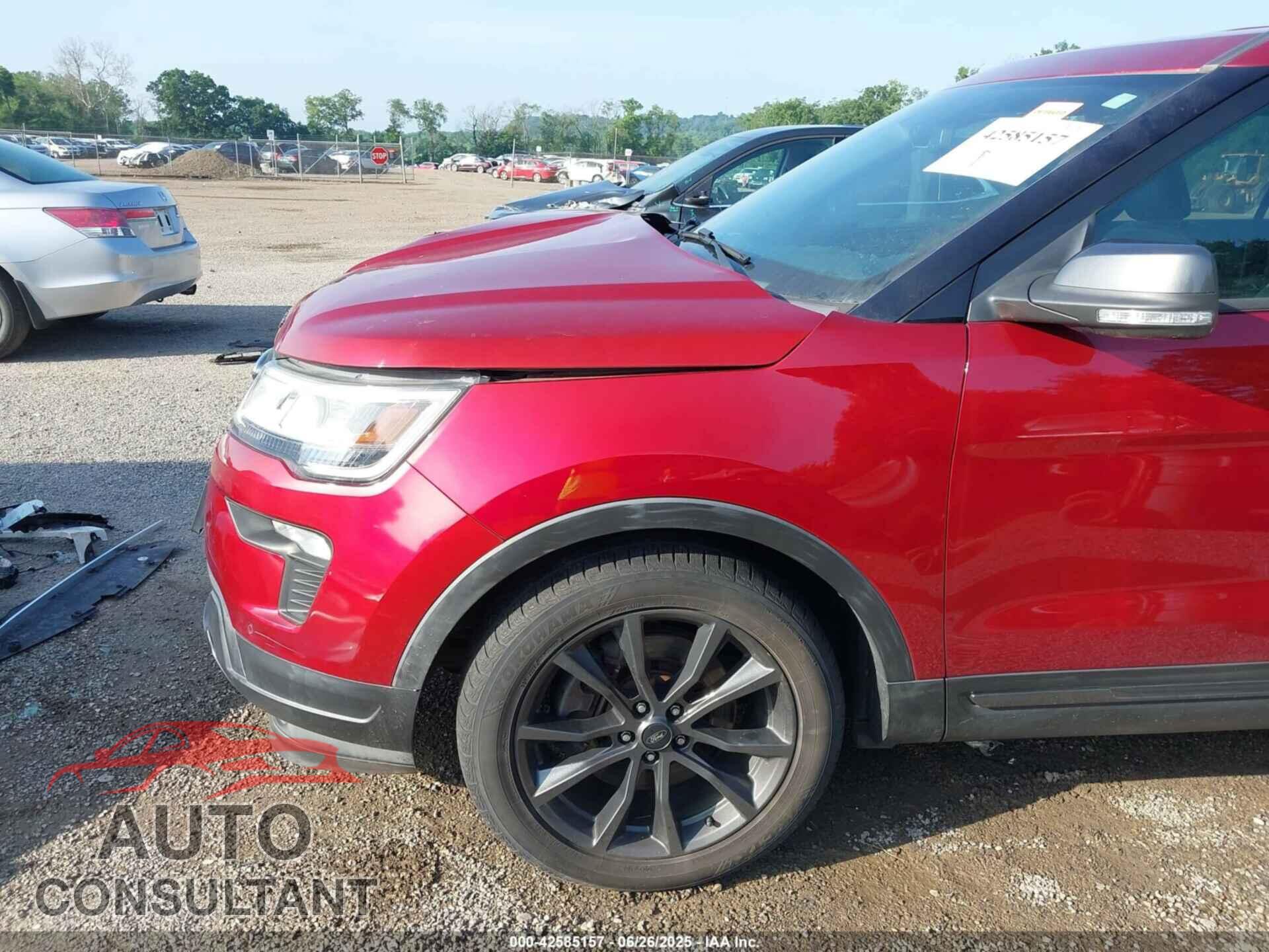 FORD EXPLORER 2018 - 1FM5K7D88JGB99313
