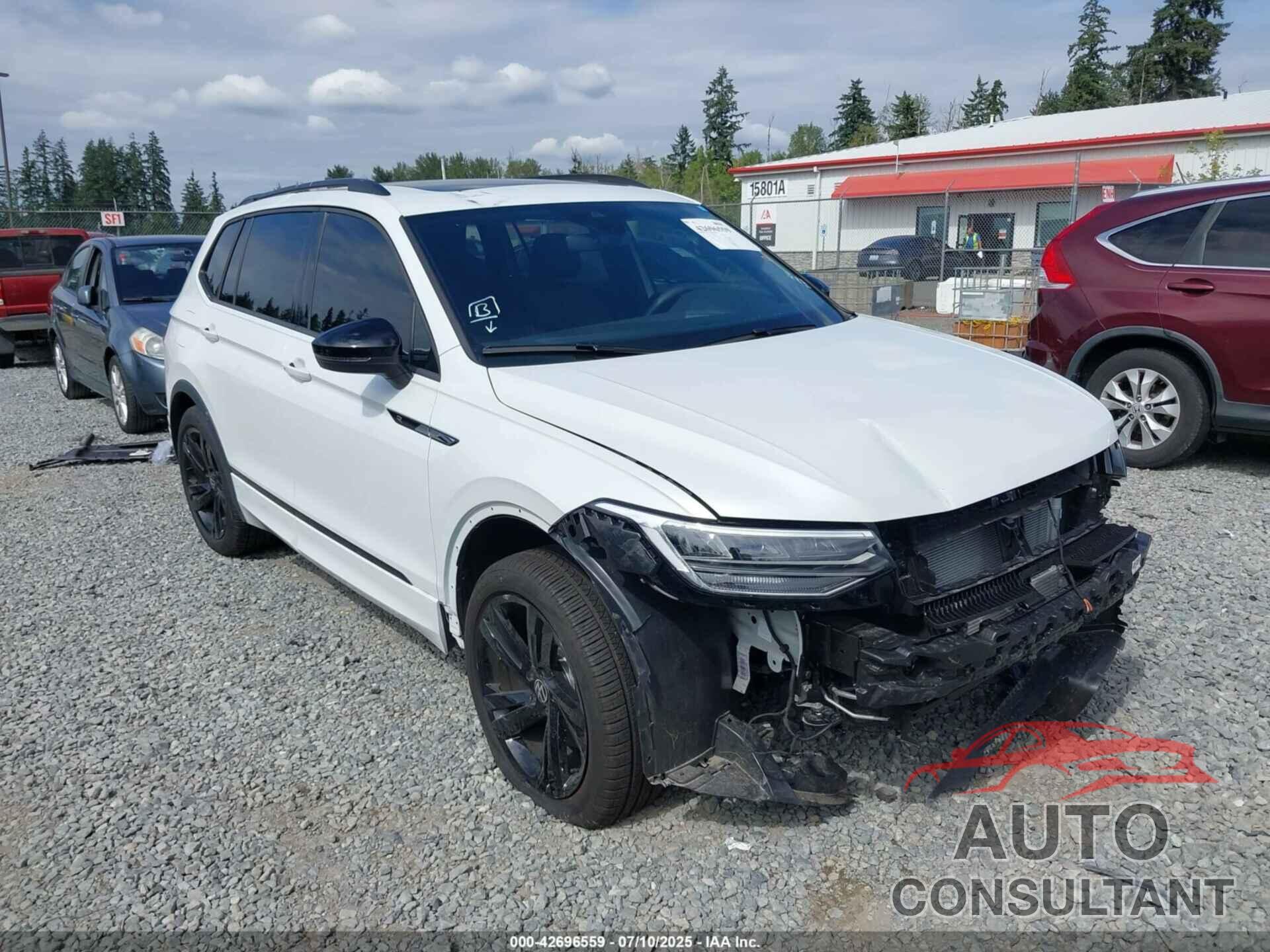 VOLKSWAGEN TIGUAN 2024 - 3VV8B7AX7RM202198