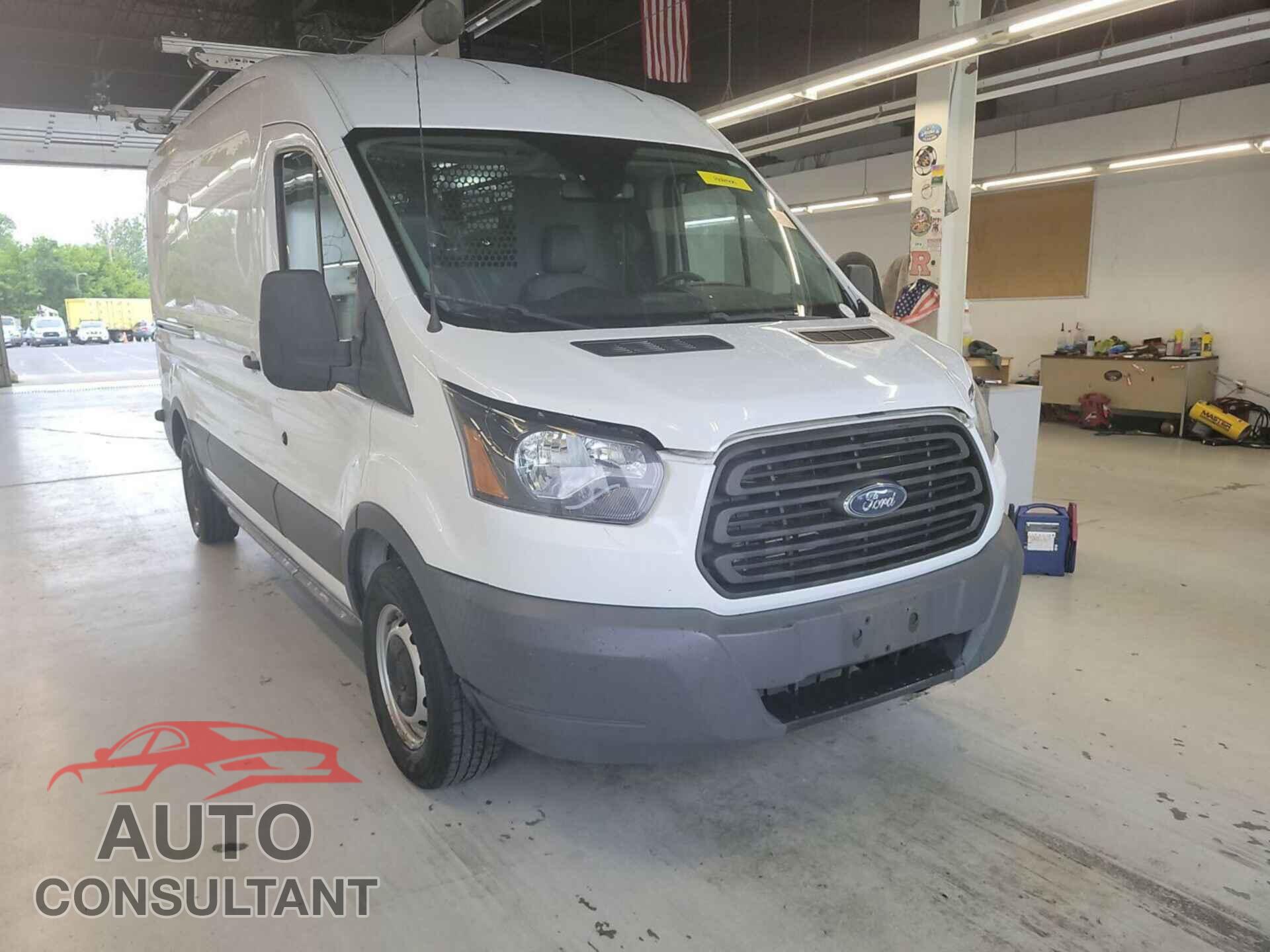 FORD TRANSIT-250 2018 - 1FTYR2CM2JKB27454