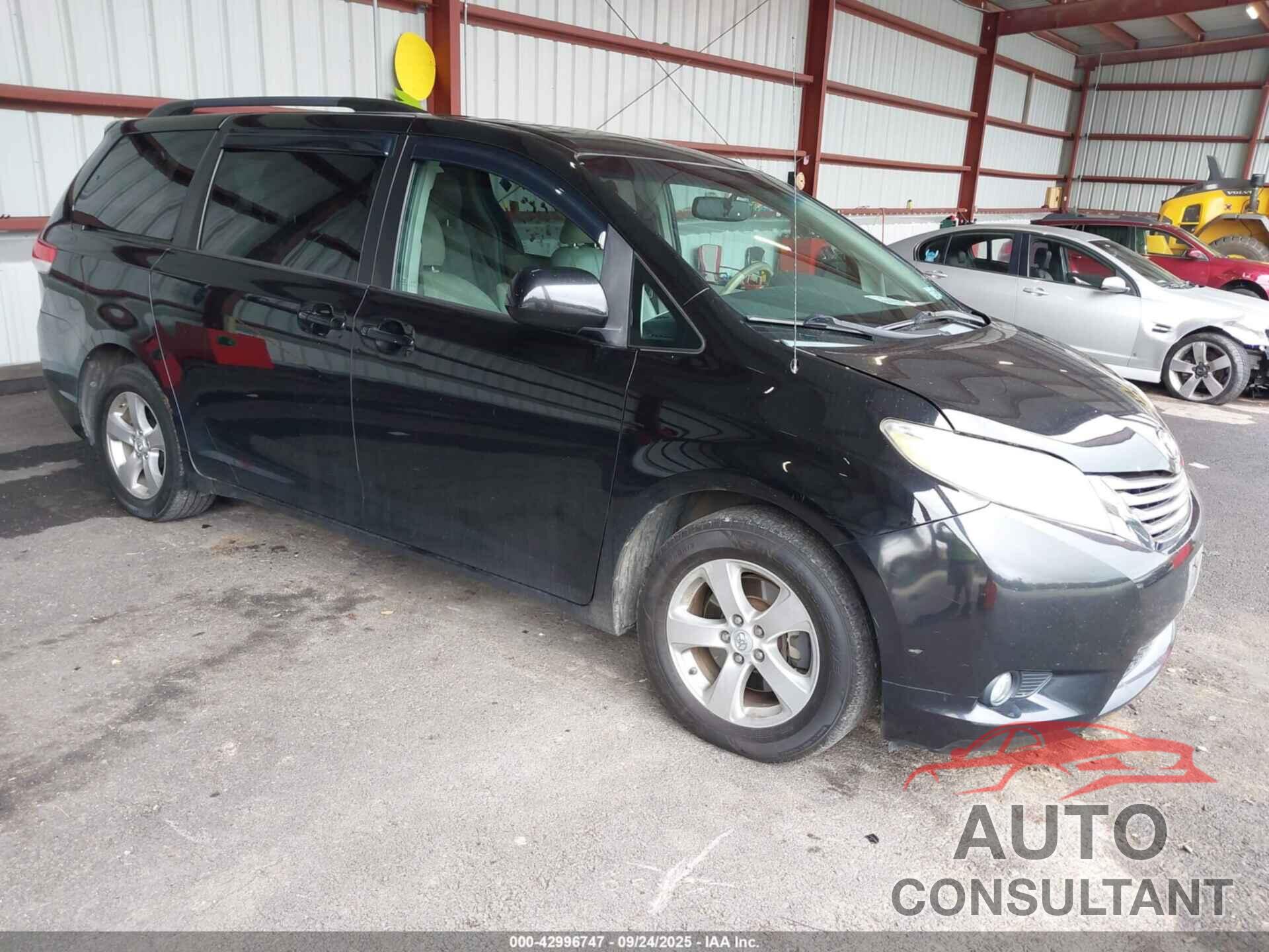 TOYOTA SIENNA 2011 - 5TDDK3DC4BS029809