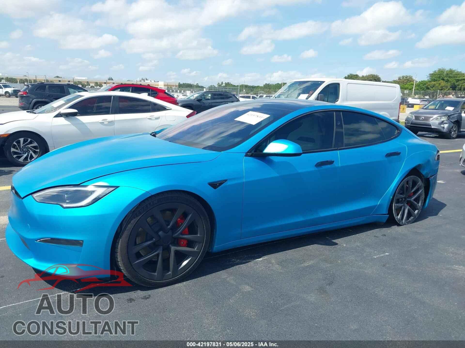 TESLA MODEL S 2024 - 5YJSA1E64RF540250