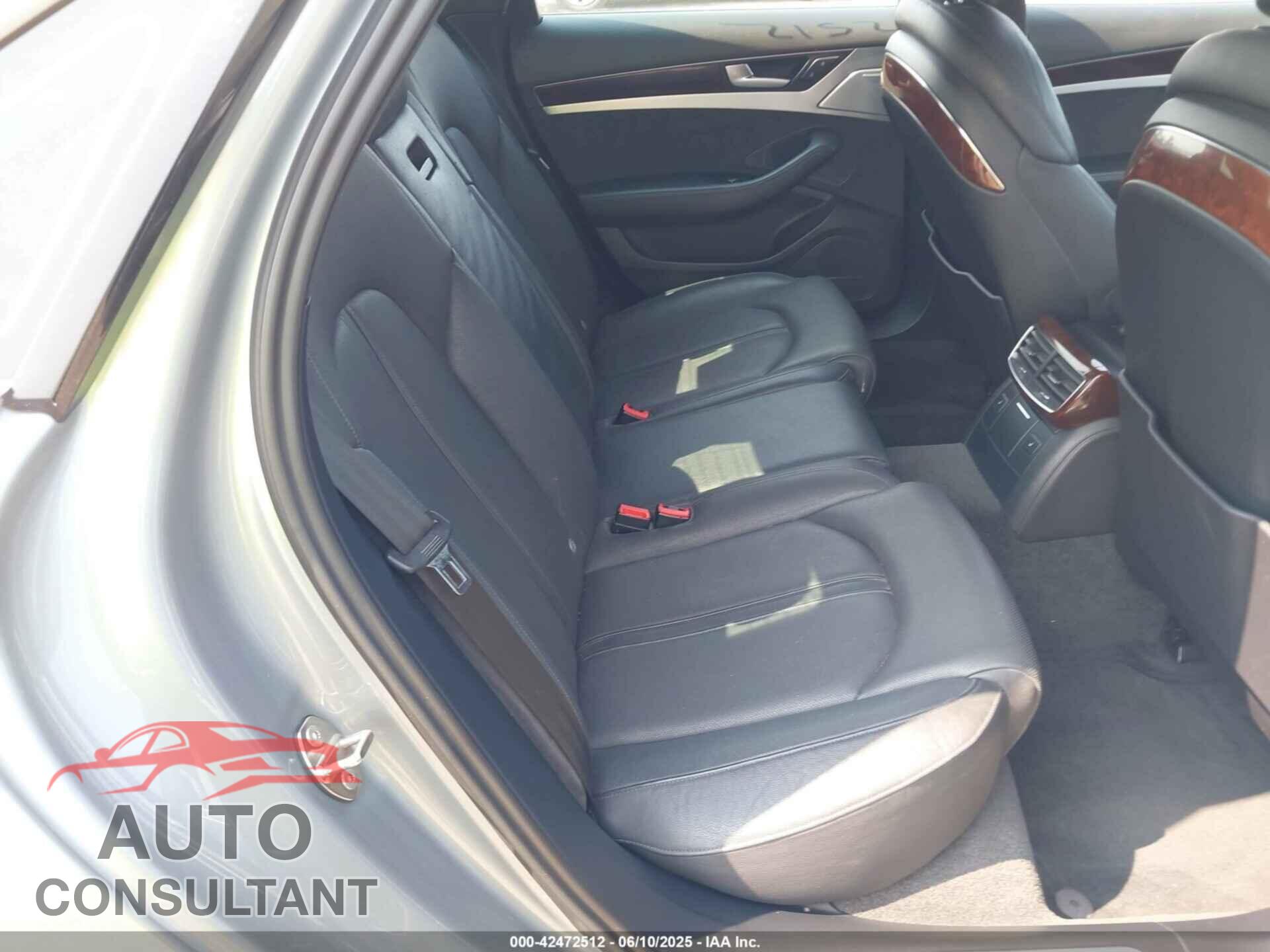 AUDI A8 2013 - WAUA2AFD5DN021950