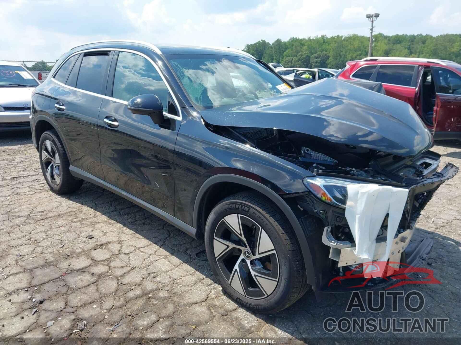 MERCEDES-BENZ GLC 300 2024 - W1NKM4HB1RF142886