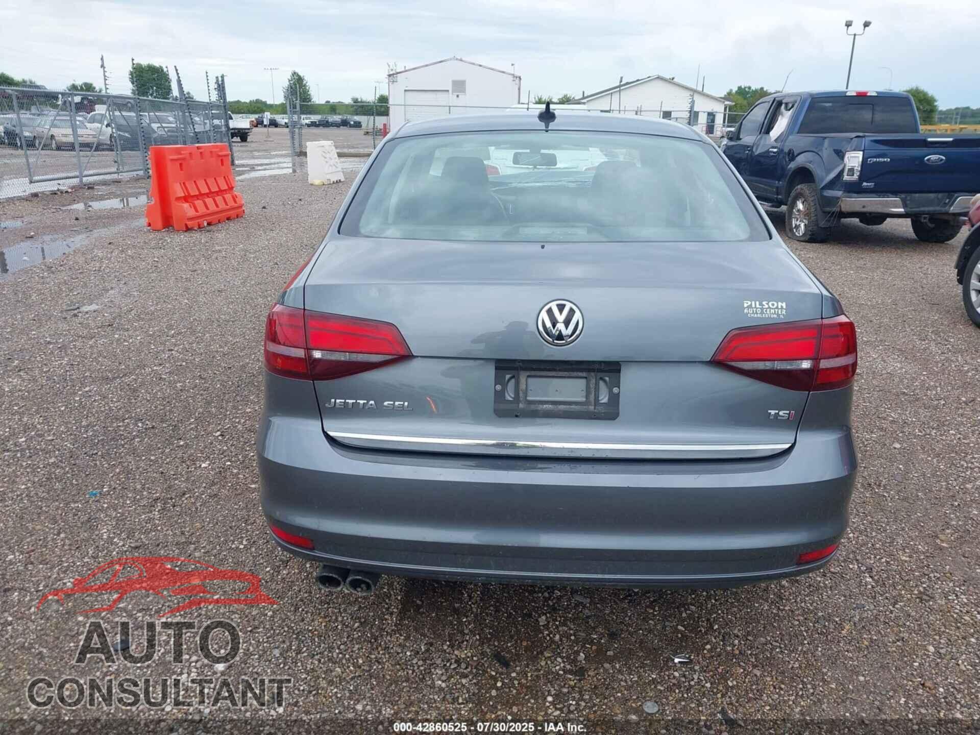 VOLKSWAGEN JETTA 2017 - 3VWL17AJ9HM399247