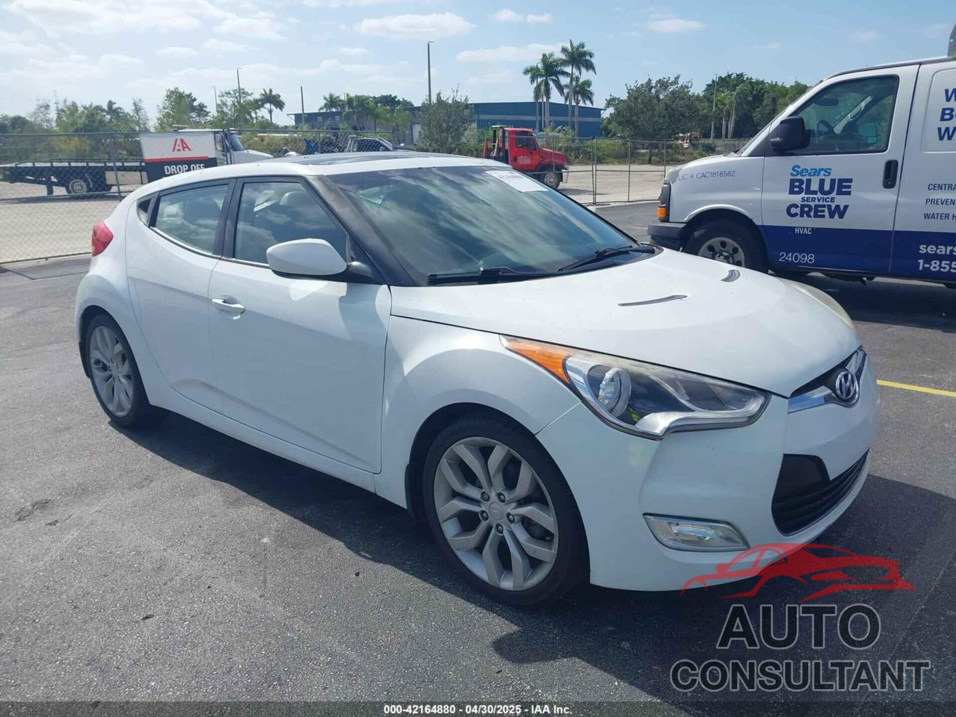 HYUNDAI VELOSTER 2013 - KMHTC6AD0DU150516