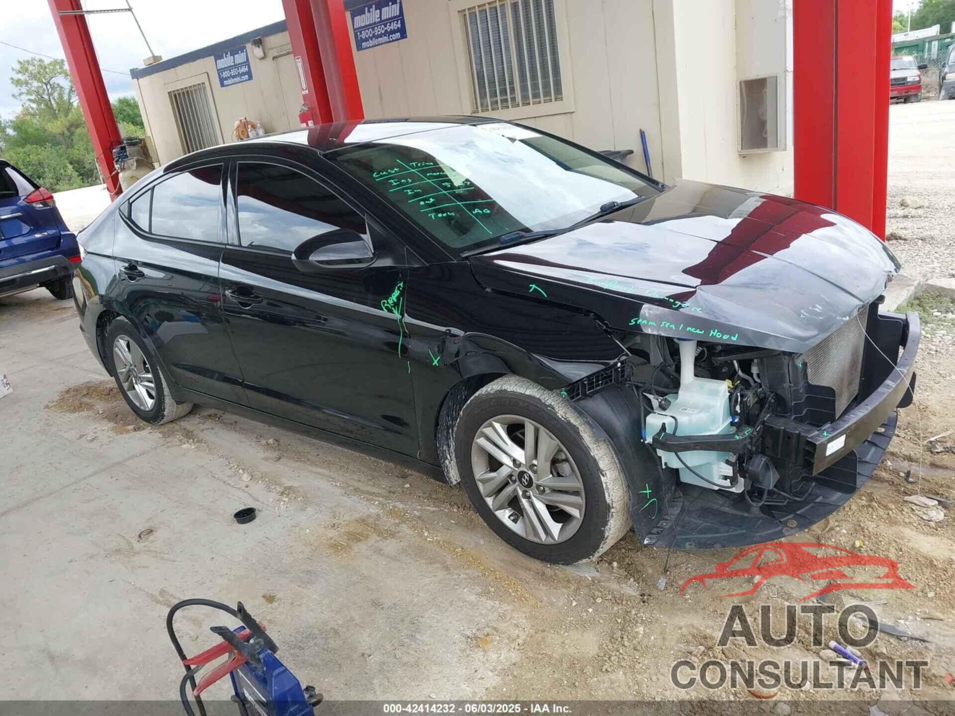 HYUNDAI ELANTRA 2020 - 5NPD84LF9LH598145