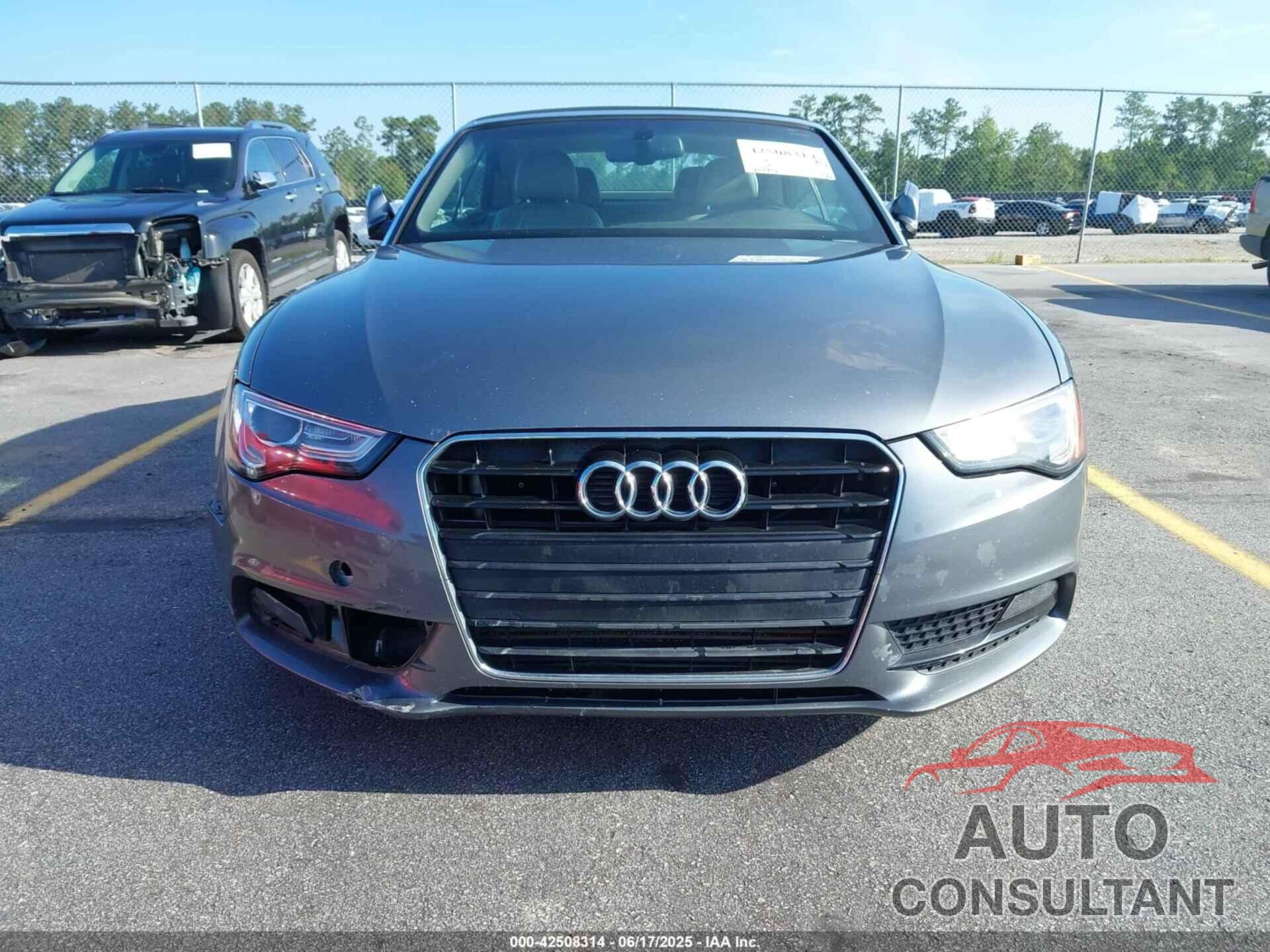 AUDI A5 2013 - WAULFAFH5DN009944