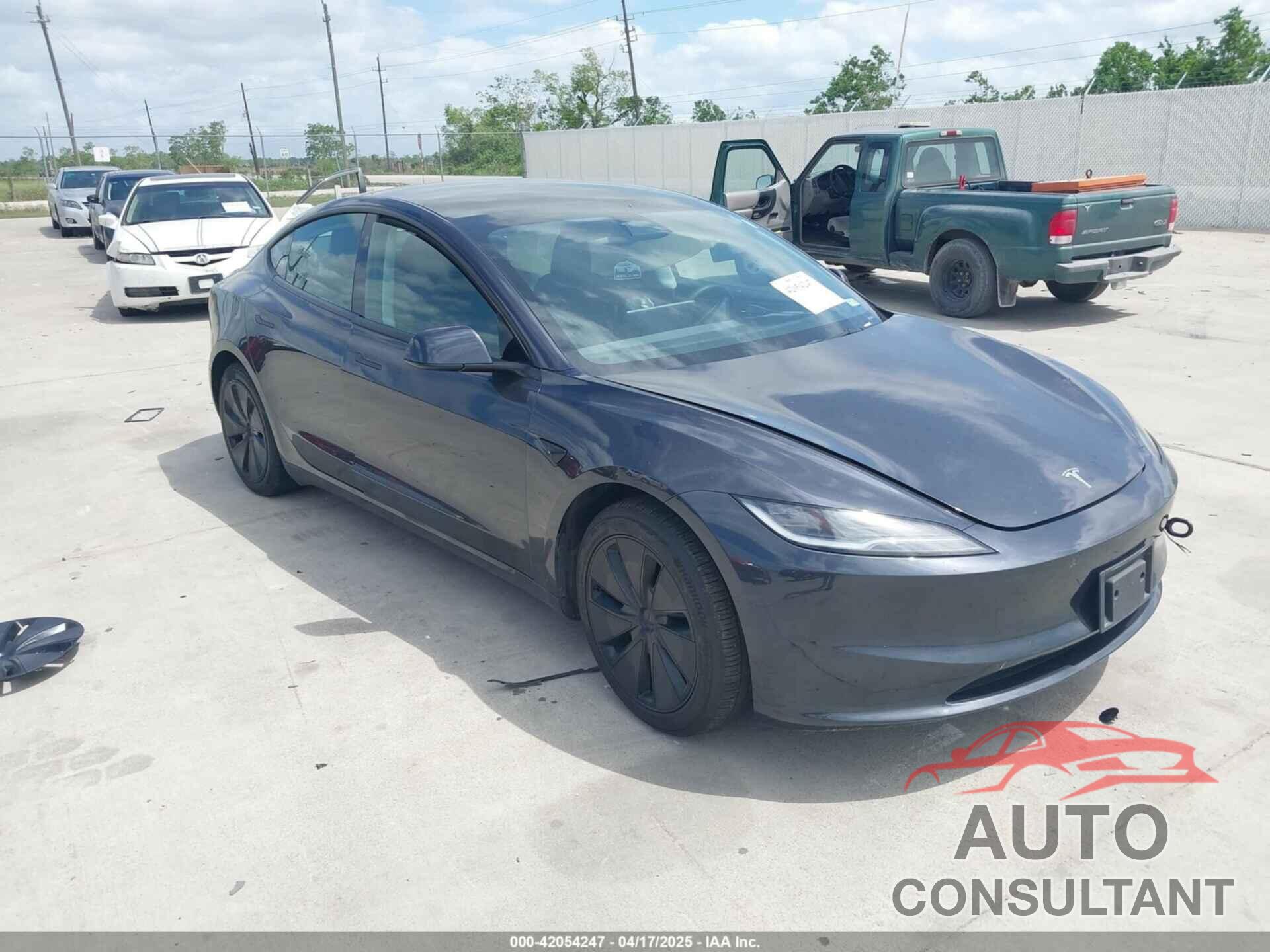 TESLA MODEL 3 2024 - 5YJ3E1EA2RF763254