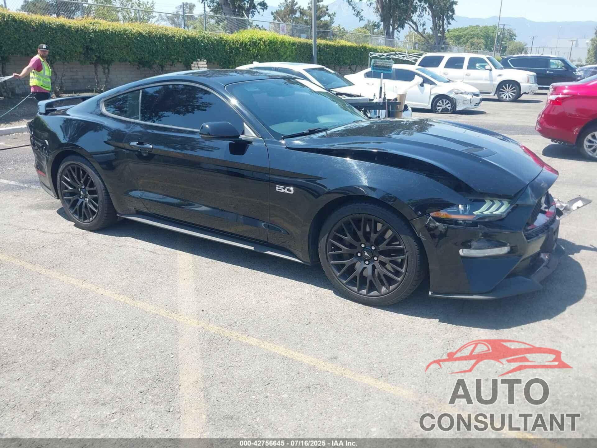 FORD MUSTANG 2020 - 1FA6P8CF0L5130636