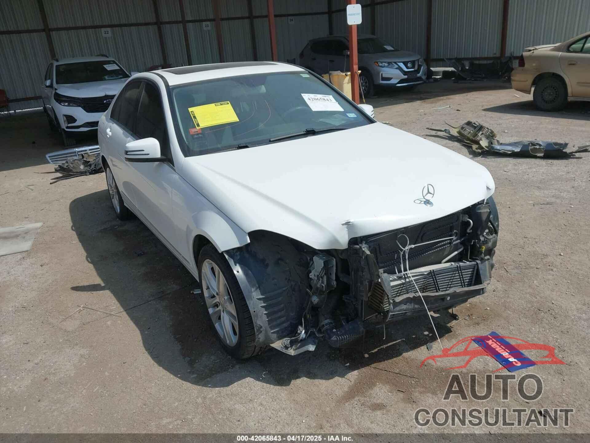 MERCEDES-BENZ C 250 2014 - WDDGF4HB6ER295673