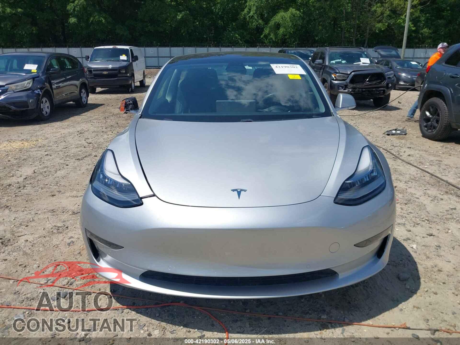 TESLA MODEL 3 2018 - 5YJ3E1EA5JF024335