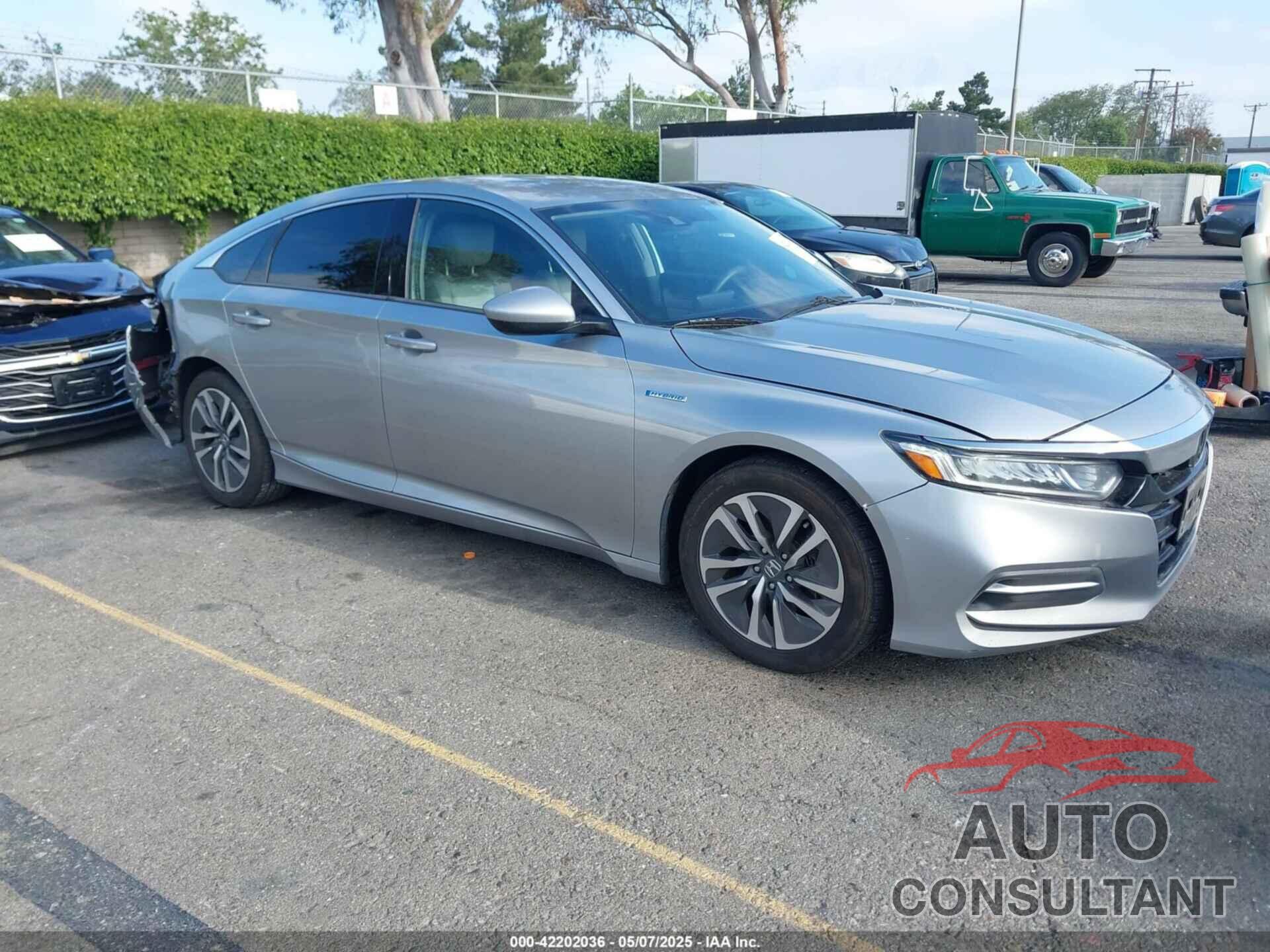 HONDA ACCORD HYBRID 2019 - 1HGCV3F1XKA015328