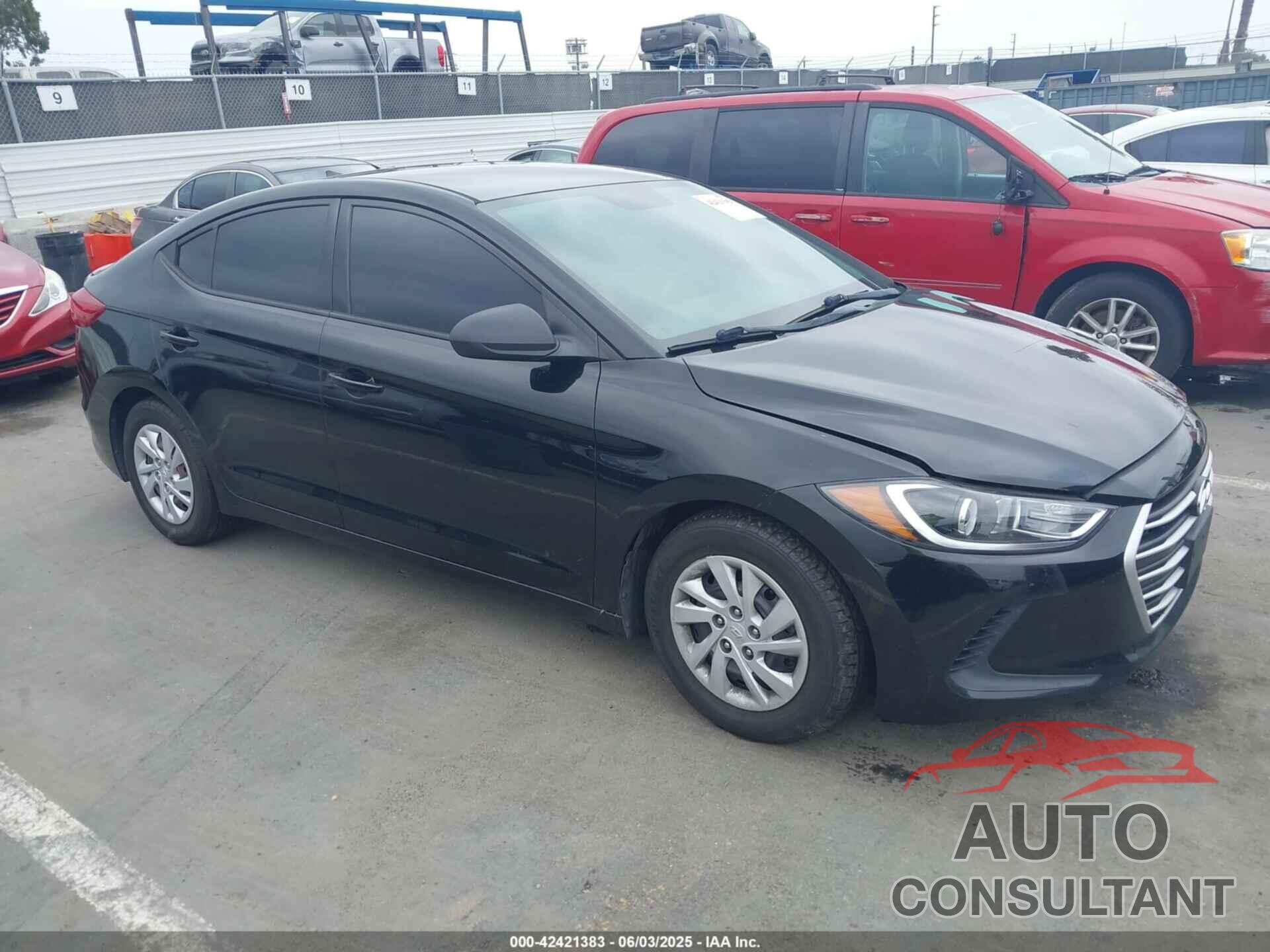 HYUNDAI ELANTRA 2018 - 5NPD74LF9JH389066