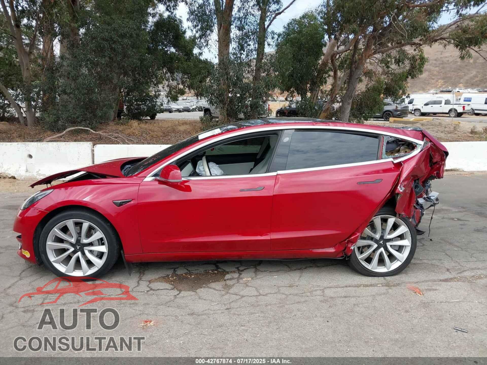 TESLA MODEL 3 2019 - 5YJ3E1EA6KF537028