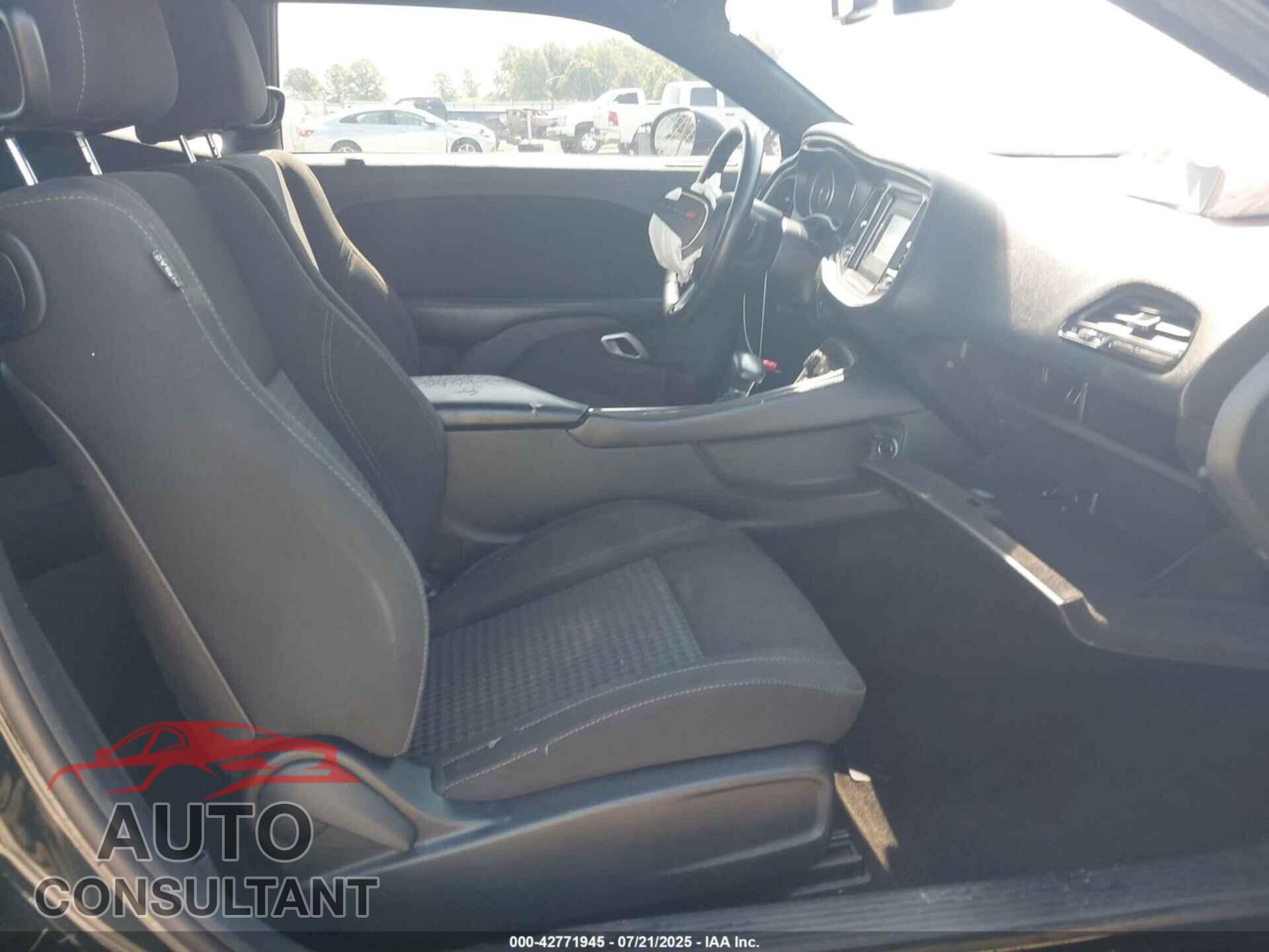 DODGE CHALLENGER 2015 - 2C3CDZAG2FH804102