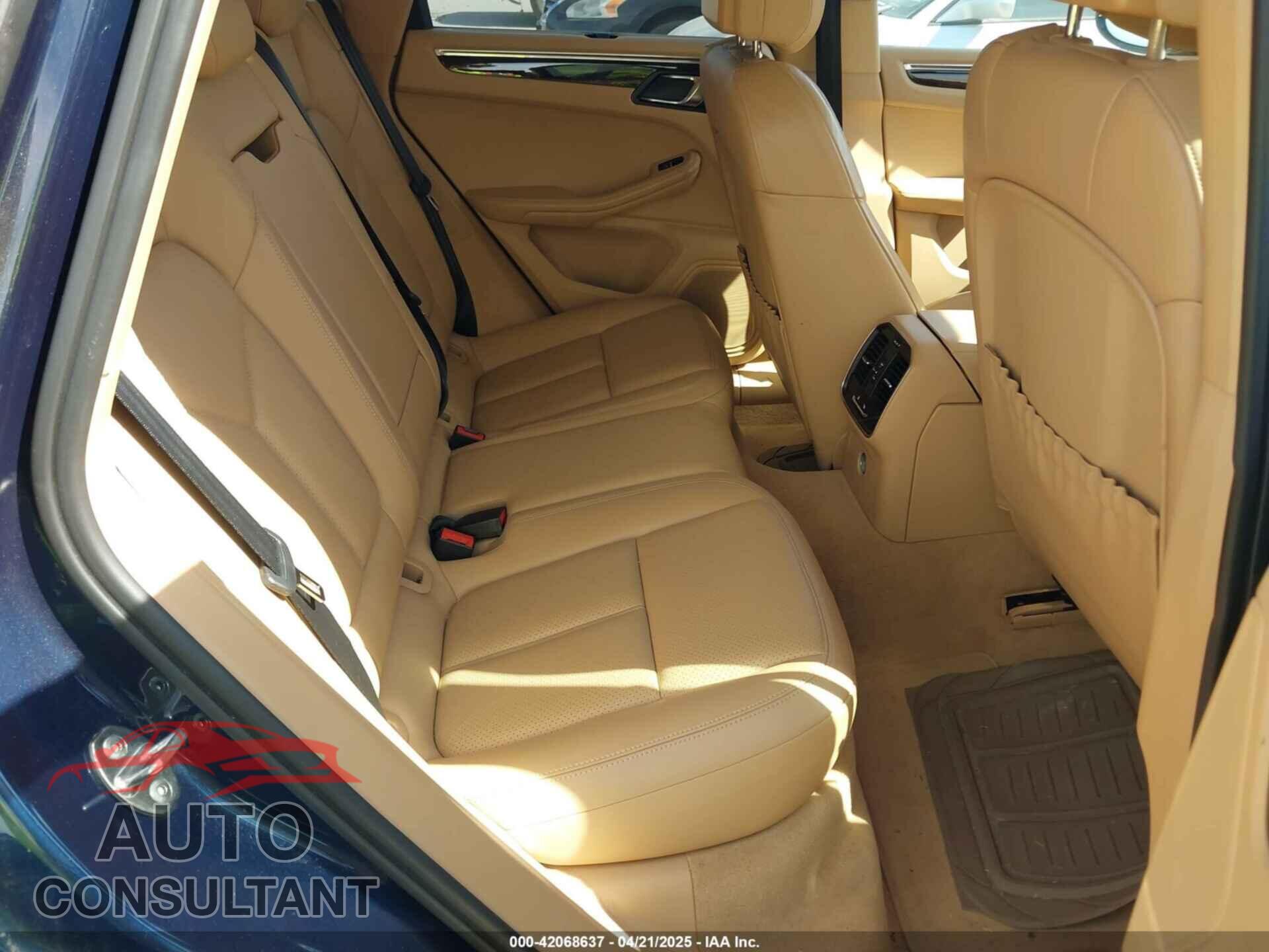 PORSCHE MACAN 2015 - WP1AB2A55FLB67075