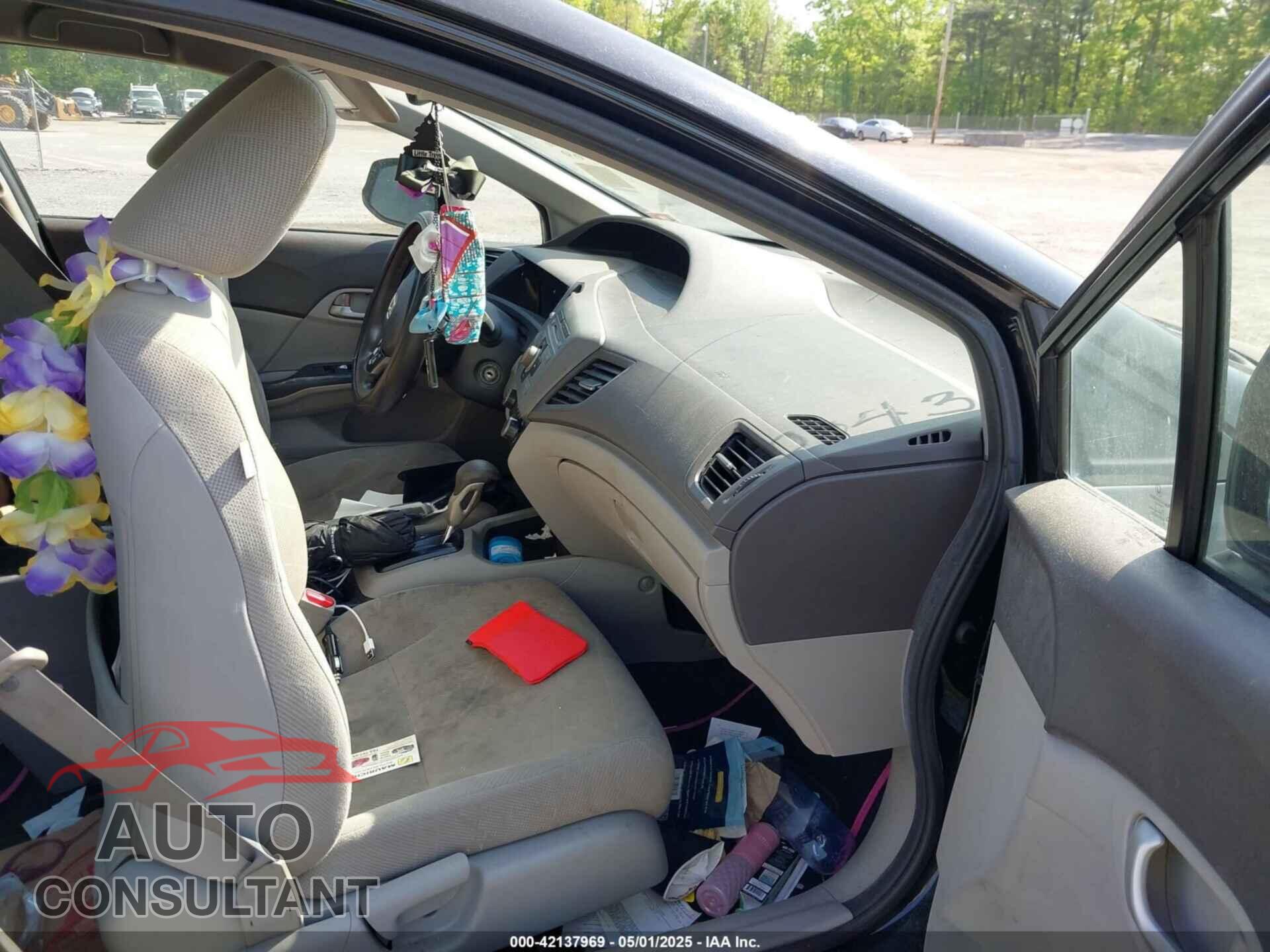 HONDA CIVIC 2012 - 2HGFB2F51CH332274