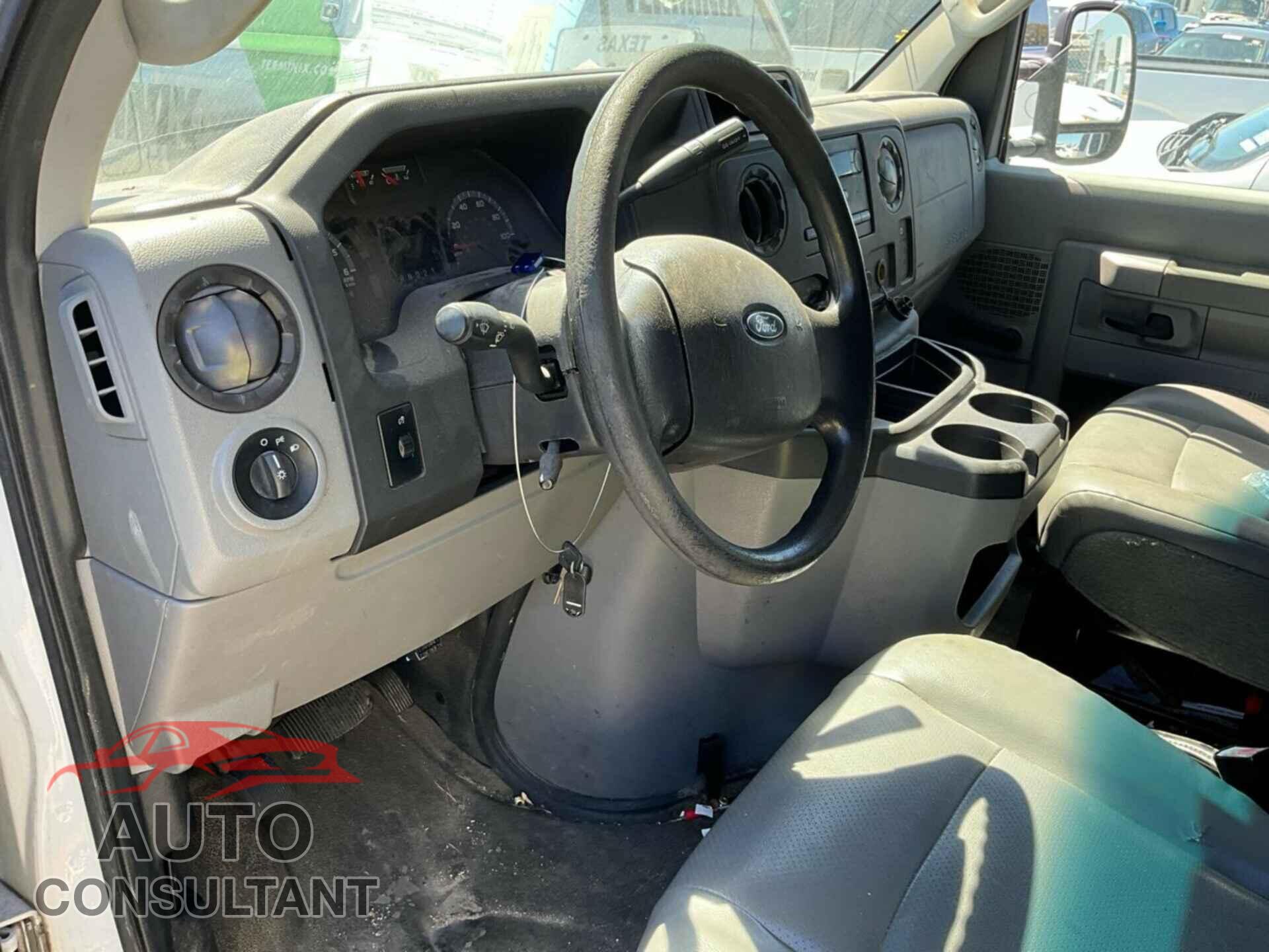 FORD E-150 2014 - 1FTNE1EW0EDA46745