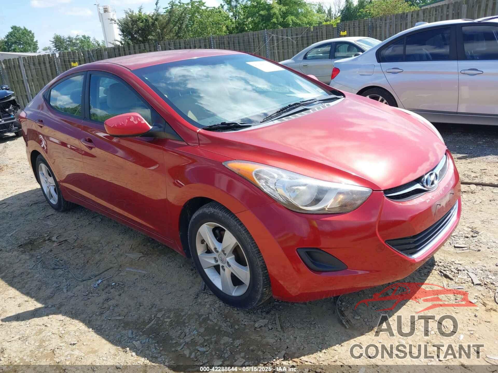 HYUNDAI ELANTRA 2011 - KMHDH4AE9BU098738