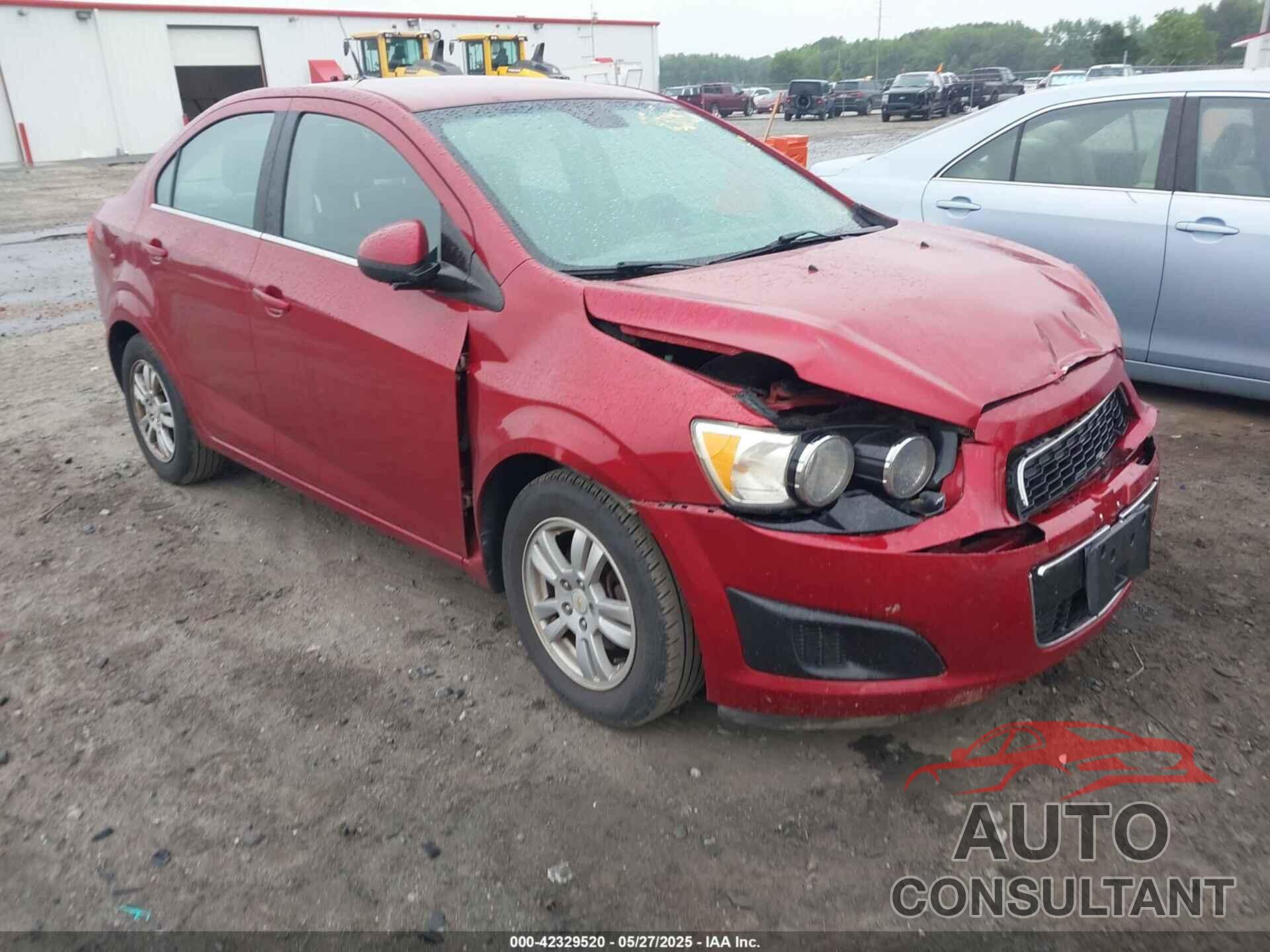CHEVROLET SONIC 2012 - 1G1JC5SH7C4157011