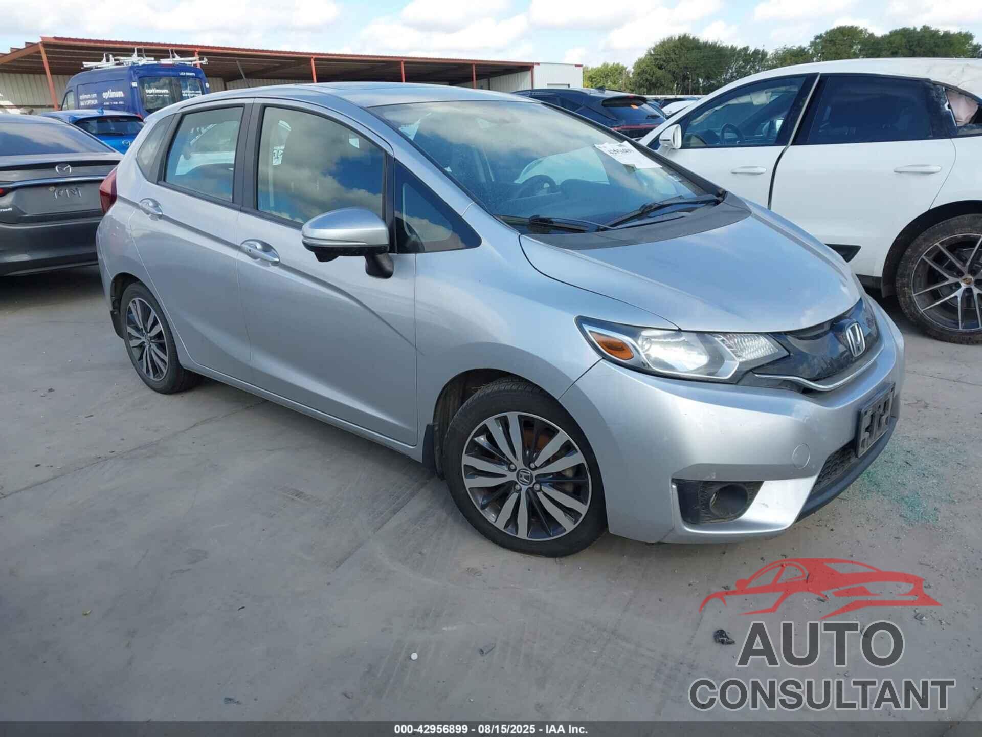 HONDA FIT 2015 - 3HGGK5H83FM743548