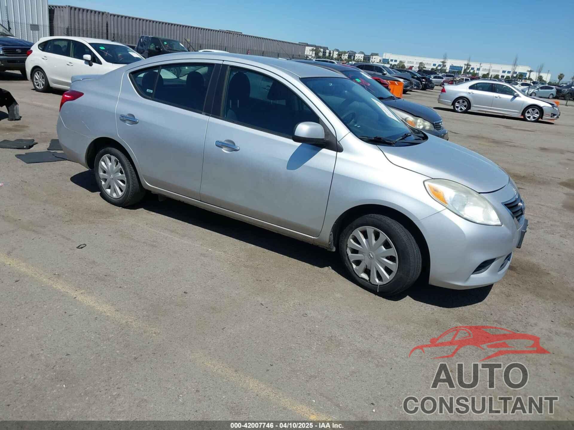 NISSAN VERSA 2013 - 3N1CN7AP6DL873640