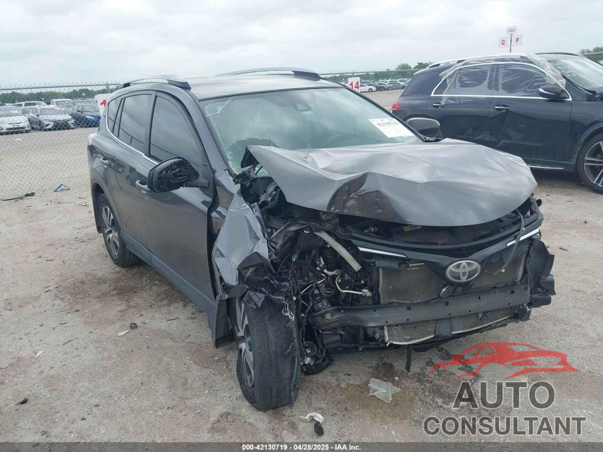 TOYOTA RAV4 2017 - JTMZFREV2HJ109886