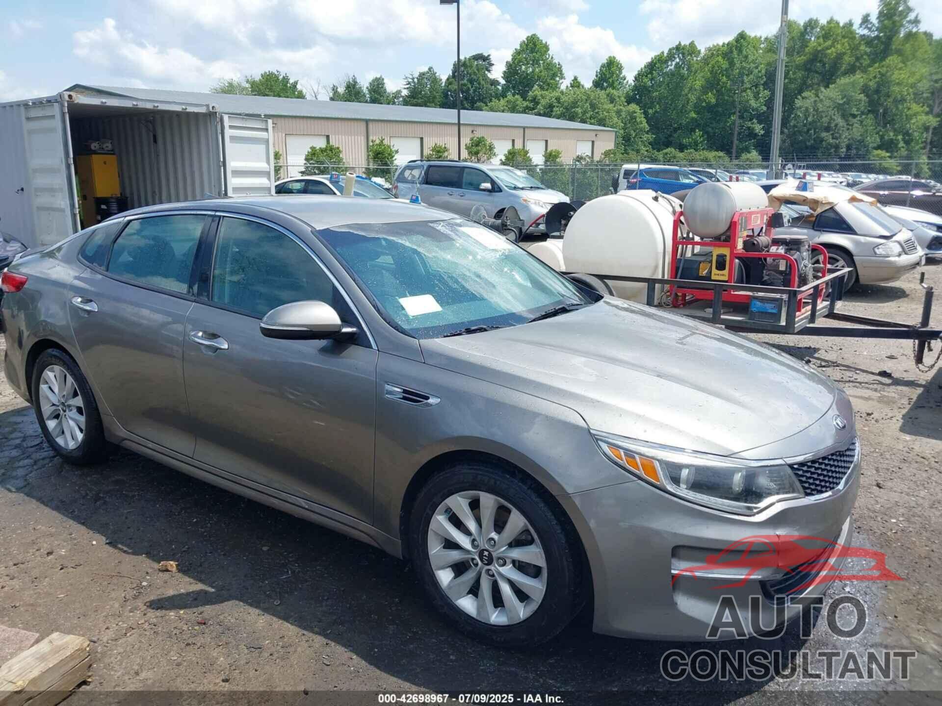 KIA OPTIMA 2016 - 5XXGU4L30GG111513