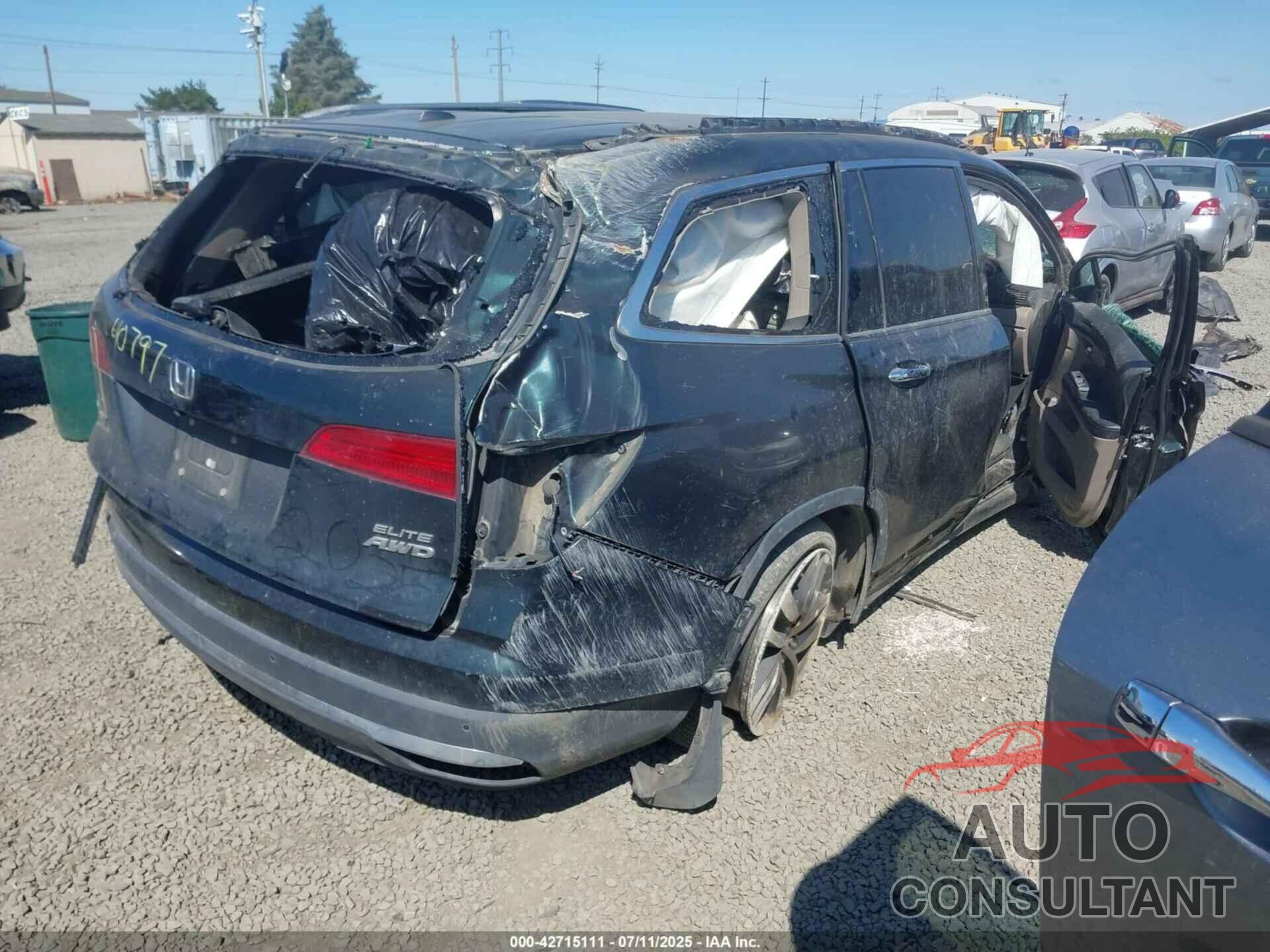 HONDA PILOT 2017 - 5FNYF6H06HB015950