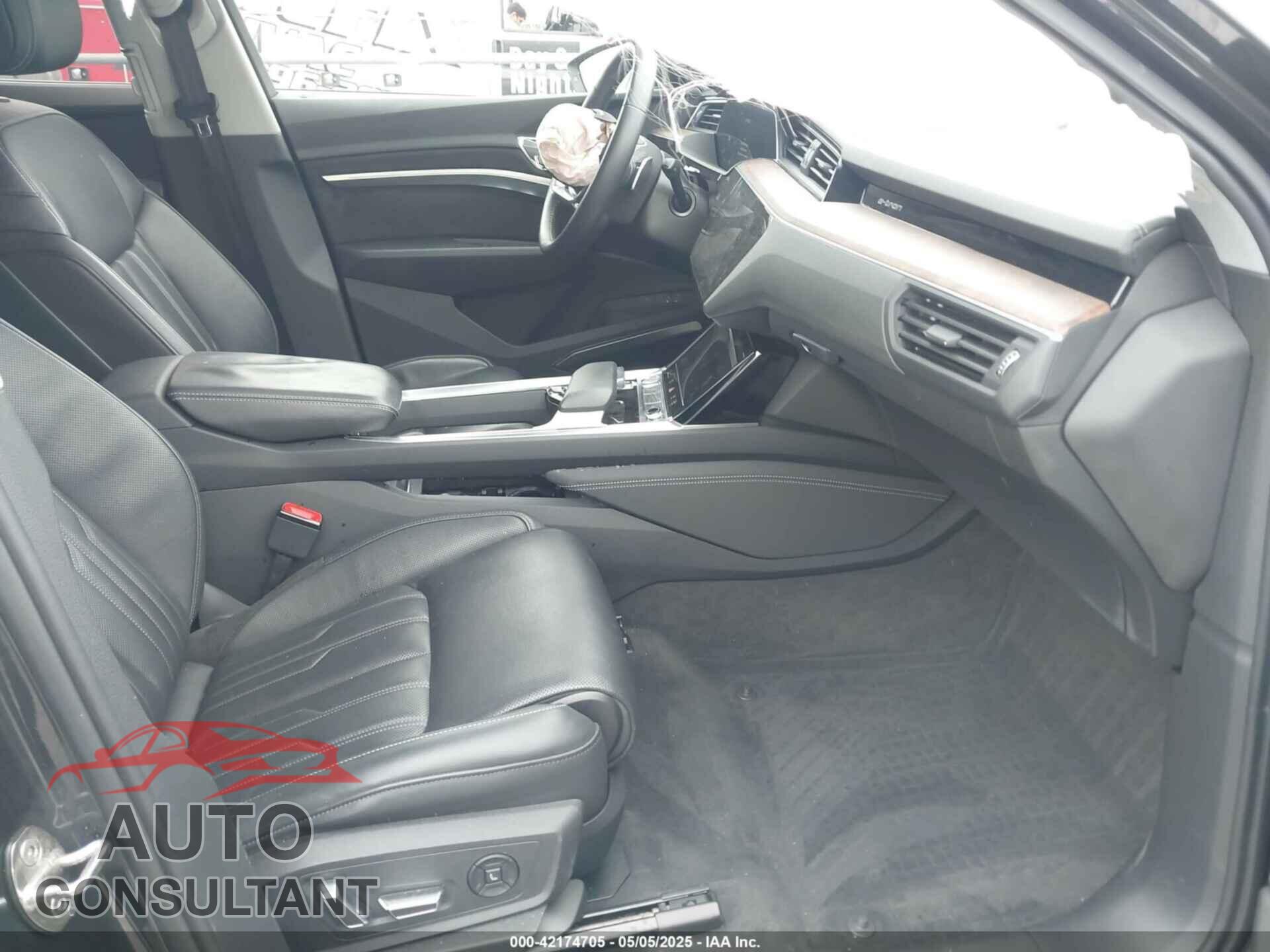 AUDI E-TRON 2019 - WA1VABGEXKB024680