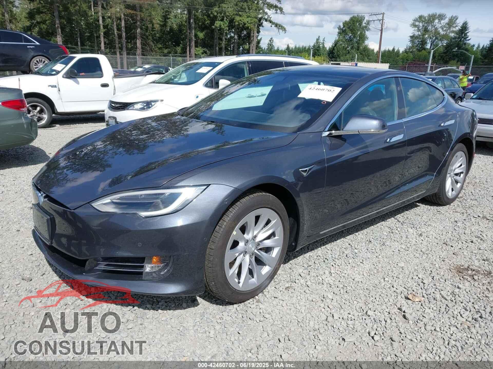 TESLA MODEL S 2017 - 5YJSA1E27HF202563